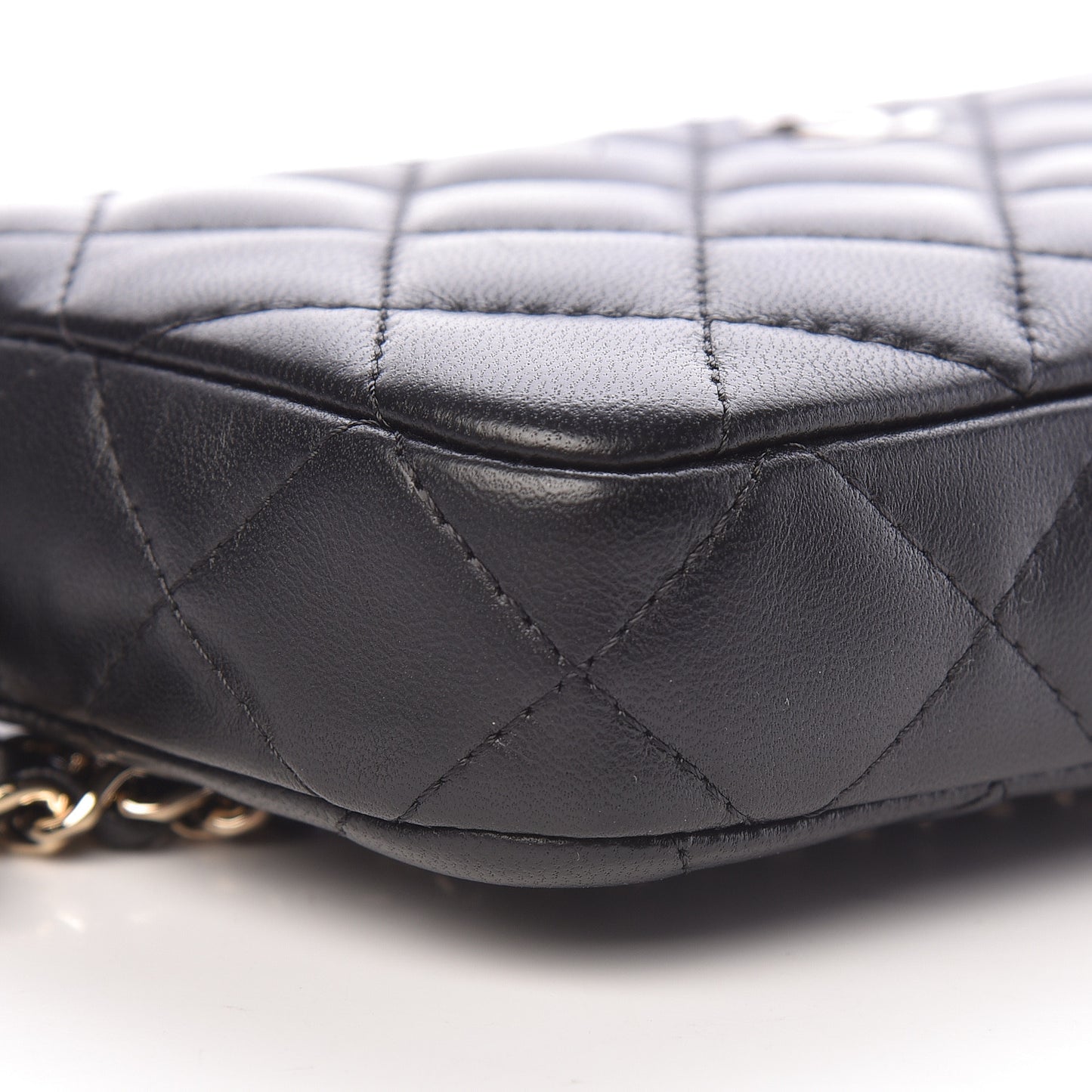 Lambskin Quilted Small Clutch With Chain Black