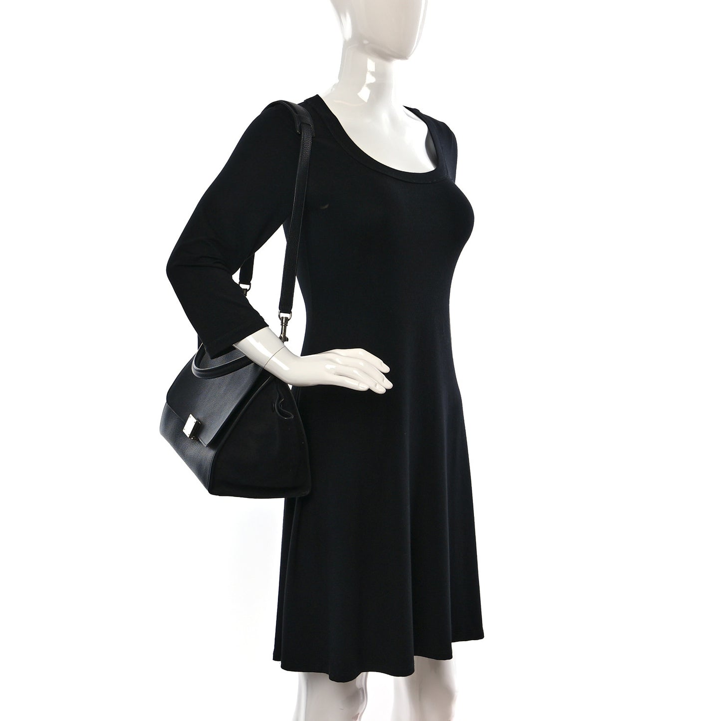 Drummed Calfskin Suede Medium Trapeze Black