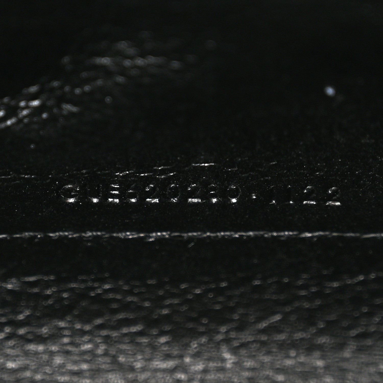 Saint Laurent Grain De Poudre Mixed Matelasse Triquilt Monogram Chain Wallet Black 7 of 11