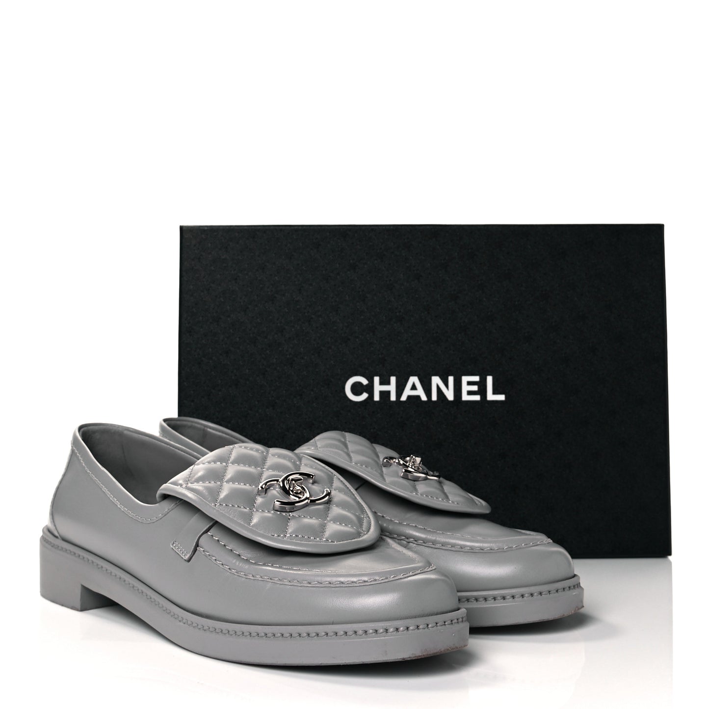 Lambskin Quilted CC Turnlock Loafers 42 Grey