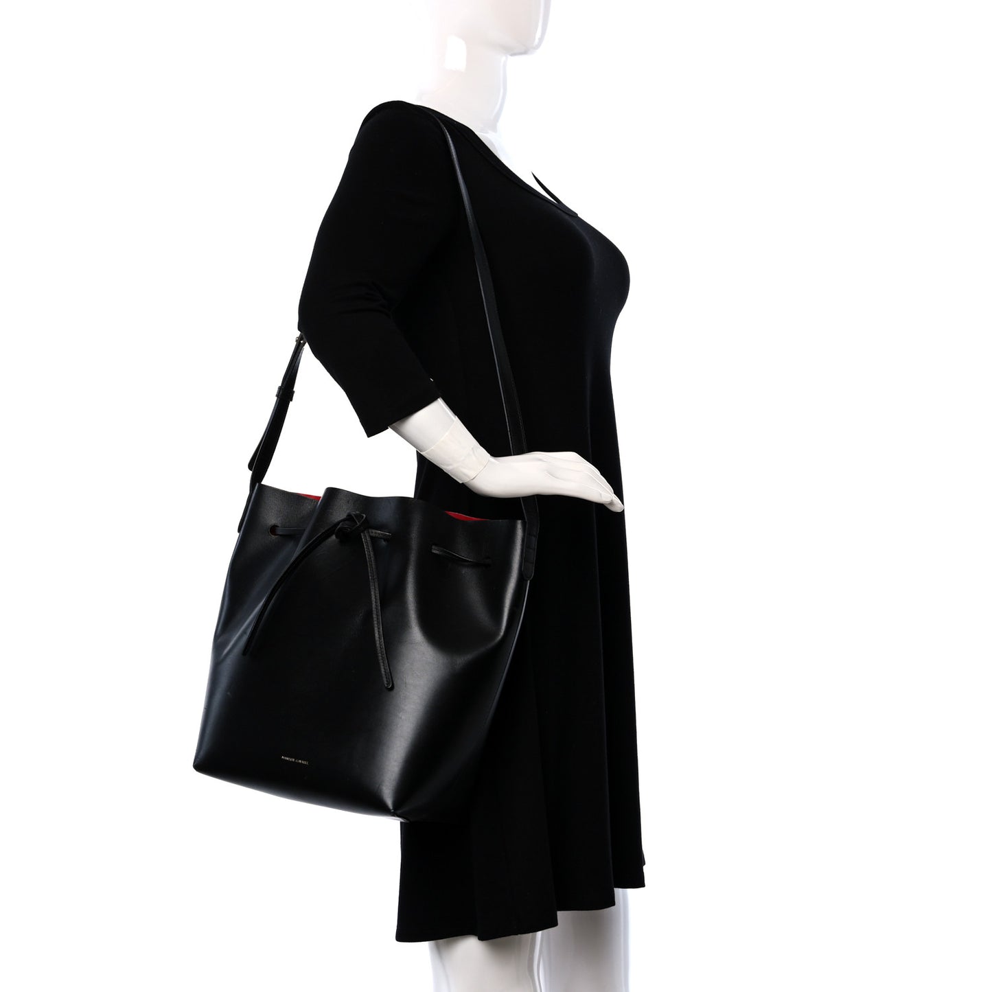 Vegetable Tanned Calfskin Bucket Bag Black Flamma
