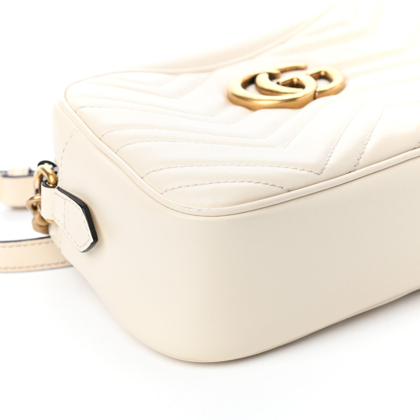 Calfskin Matelasse Small GG Marmont Chain Shoulder Bag White