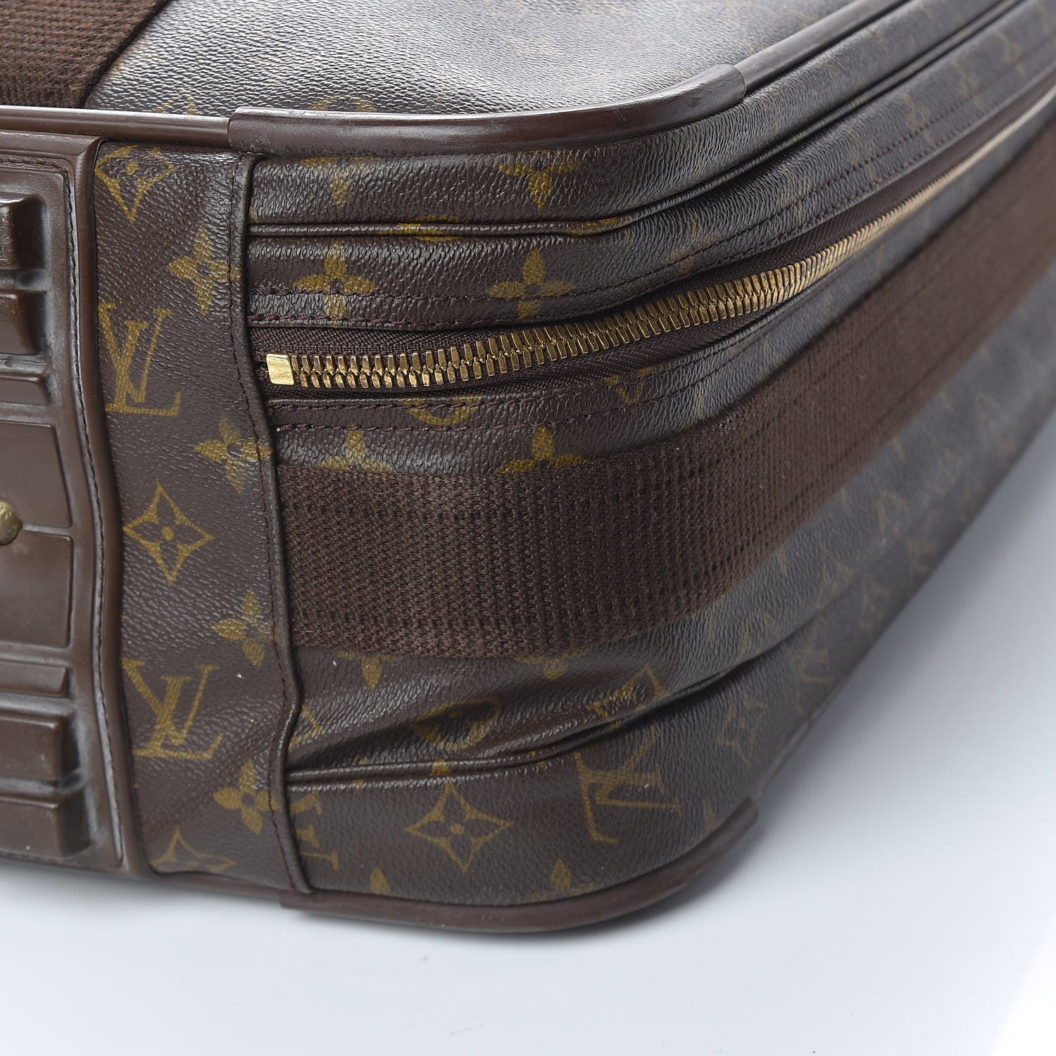 Louis Vuitton Monogram Satellite 70 8 of 25