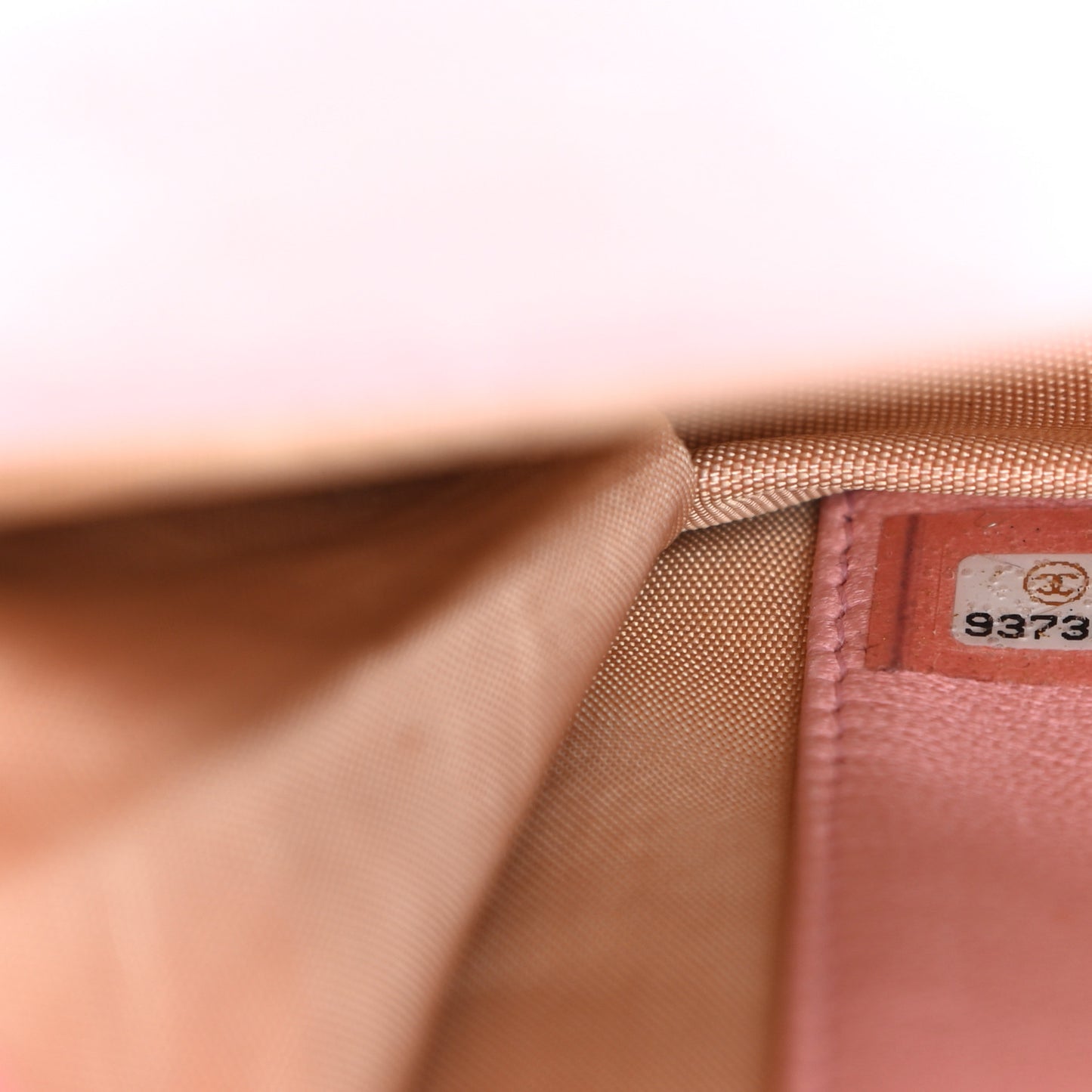 Caviar Timeless CC Wallet On Chain WOC Pink