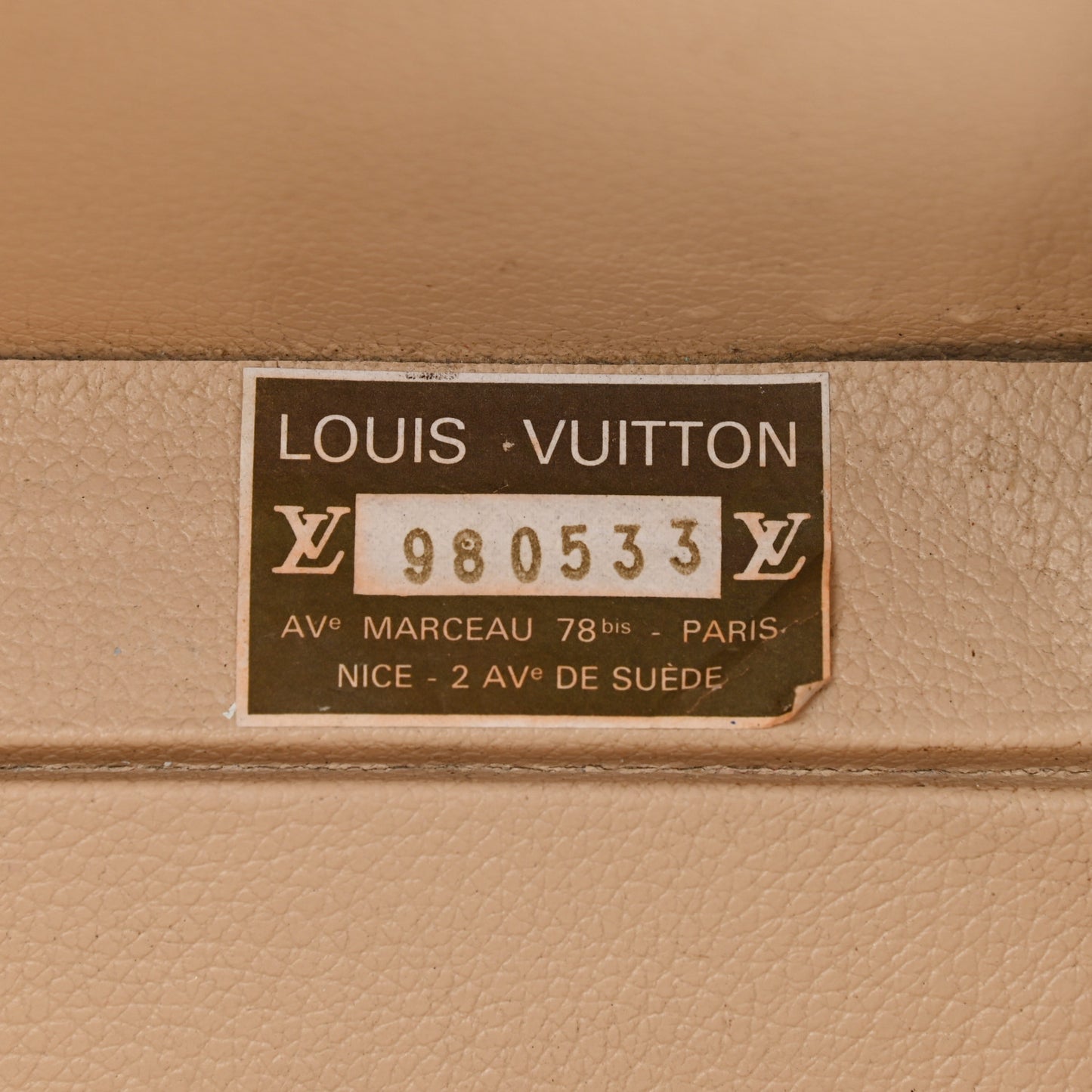 Monogram Bisten 50