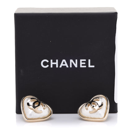 Chanel Pearl CC Heart Earrings Gold 5 of 5