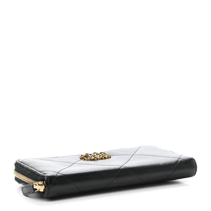 Chanel Lambskin Quilted 19 Zipped Wallet Black 3 of 4