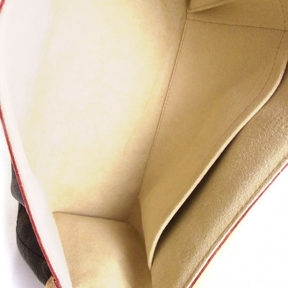 Monogram Beverly MM