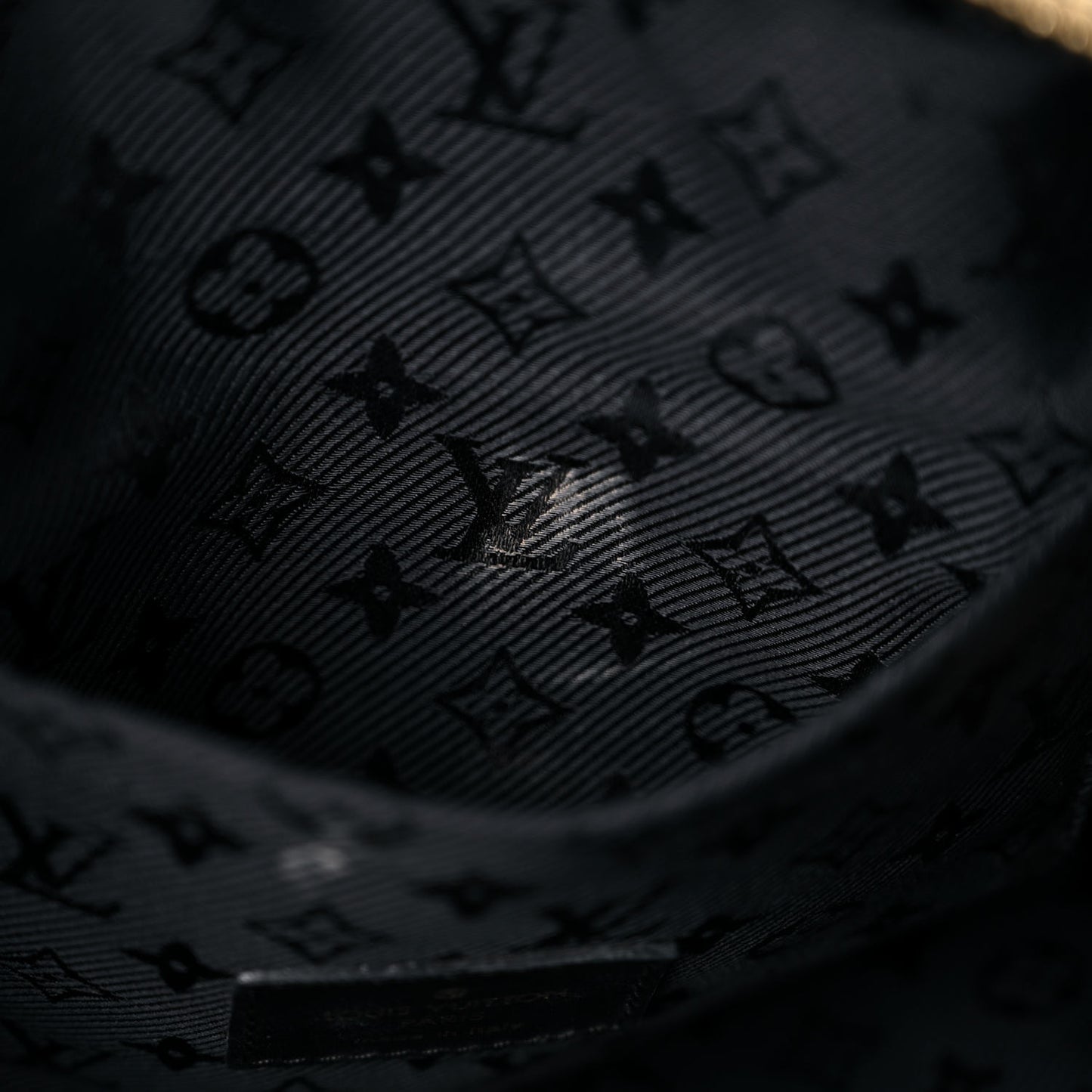 Lambskin Riveting Black
