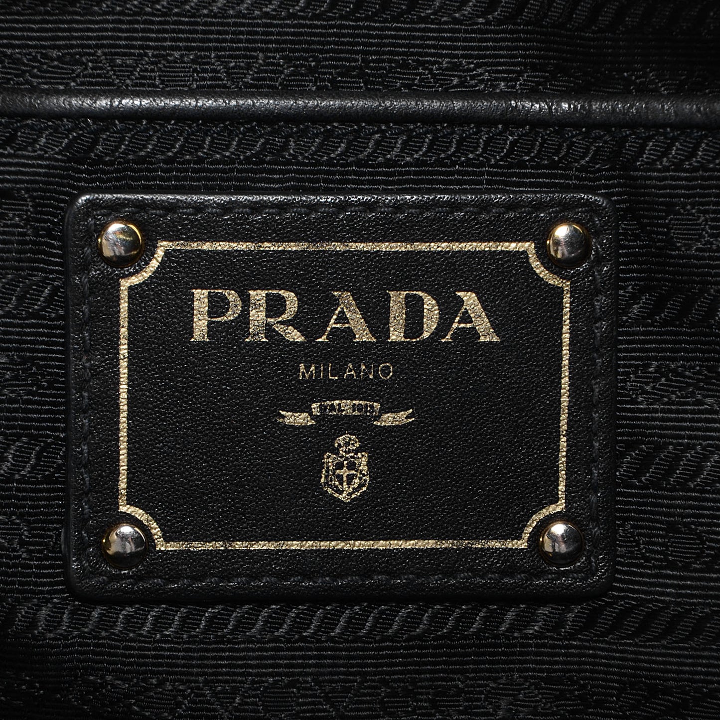 Soft Calf Chain Tote Nero Black