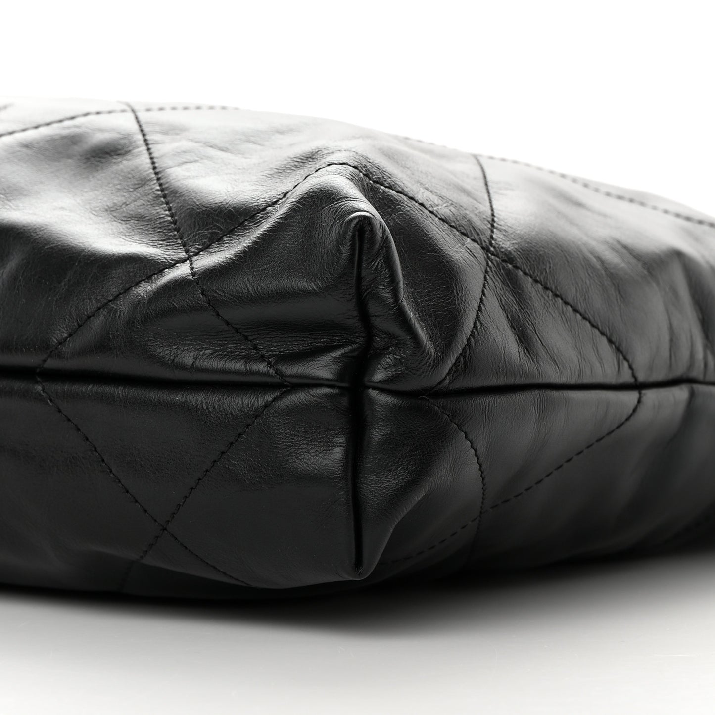 Shiny Calfskin Quilted Small Chanel 22 Black