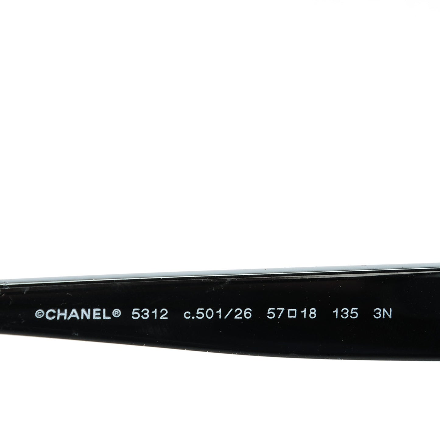 Signature Oval Sunglasses 5312 Black