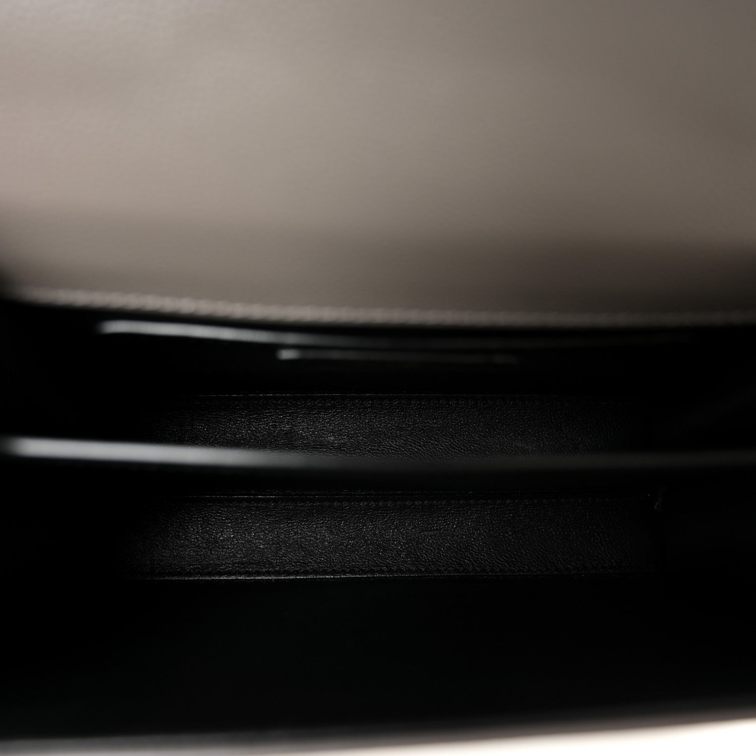 Saint Laurent Grain de Poudre Mini Classic Monogram Cassandra Top Handle Pebble 5 of 9