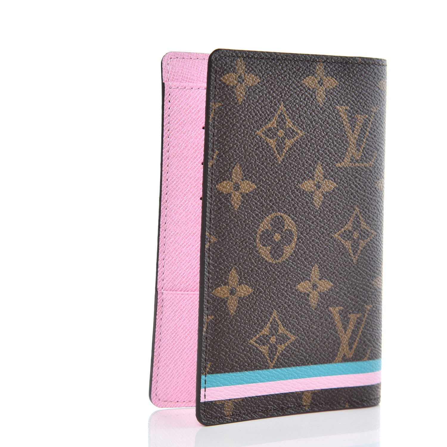Louis Vuitton Monogram 2016 Christmas Animation Passport Cover Rose Ballerine 3 of 8