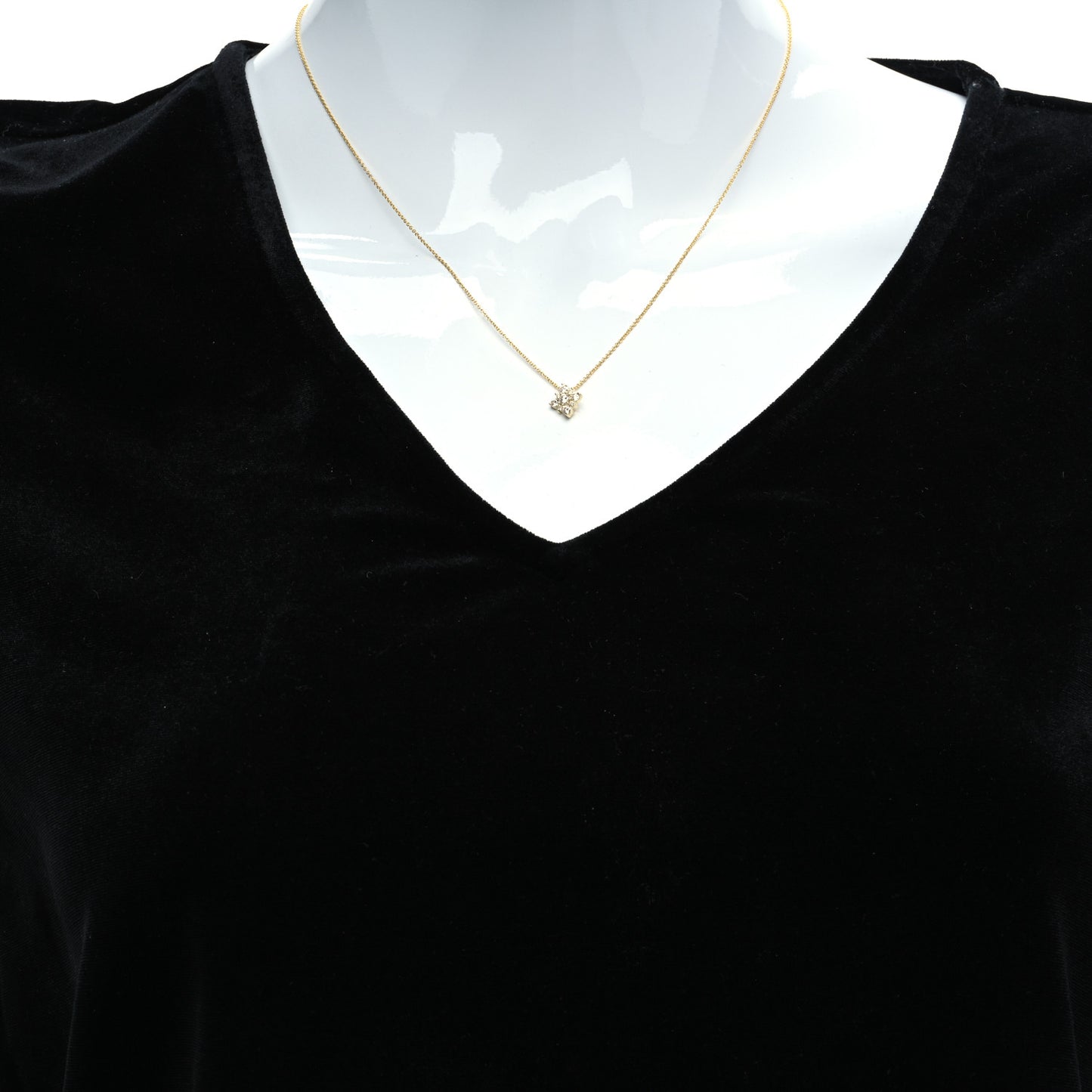 18K Yellow Gold Diamond Star Pendant Necklace