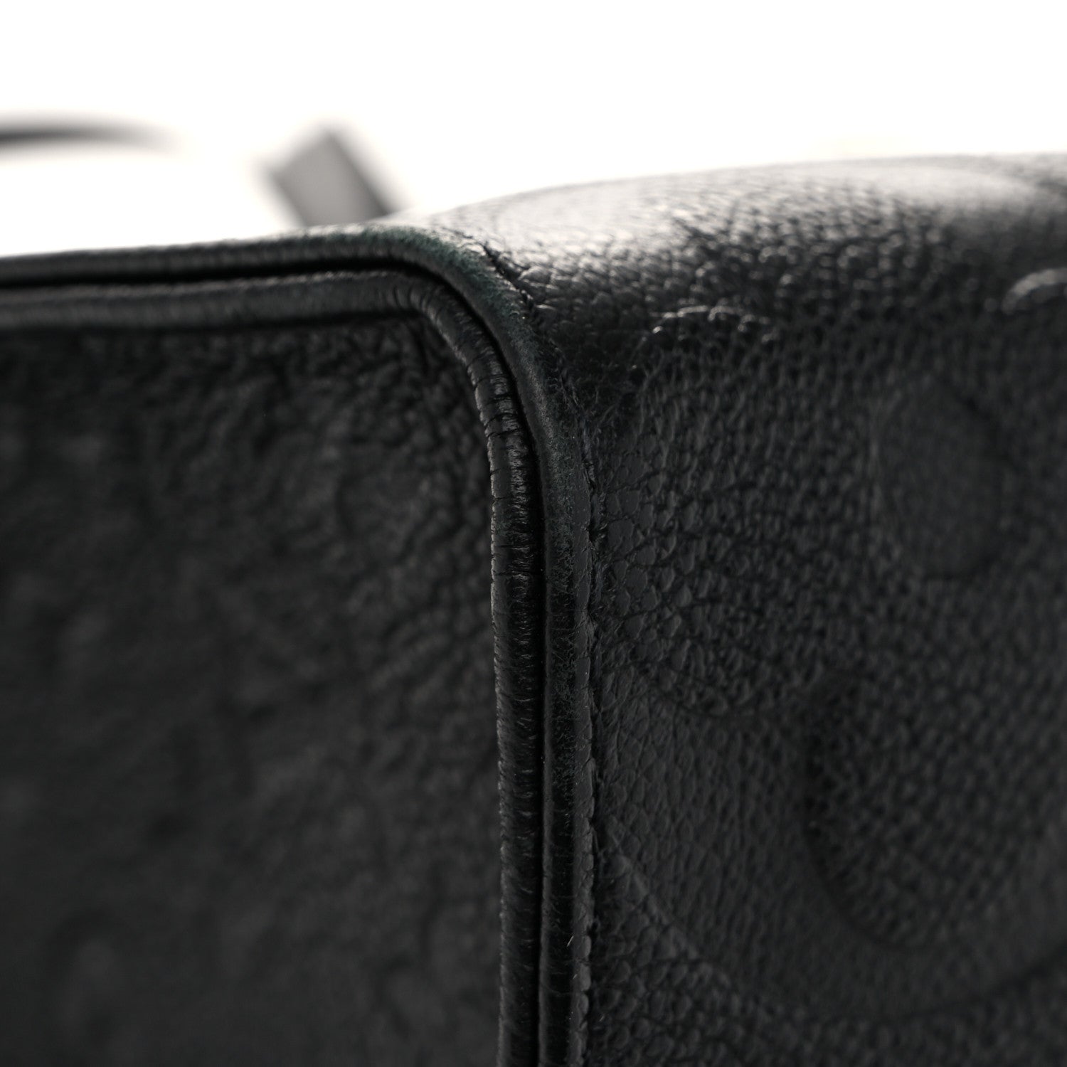 Louis Vuitton Empreinte Monogram Giant Onthego MM Black 10 of 12