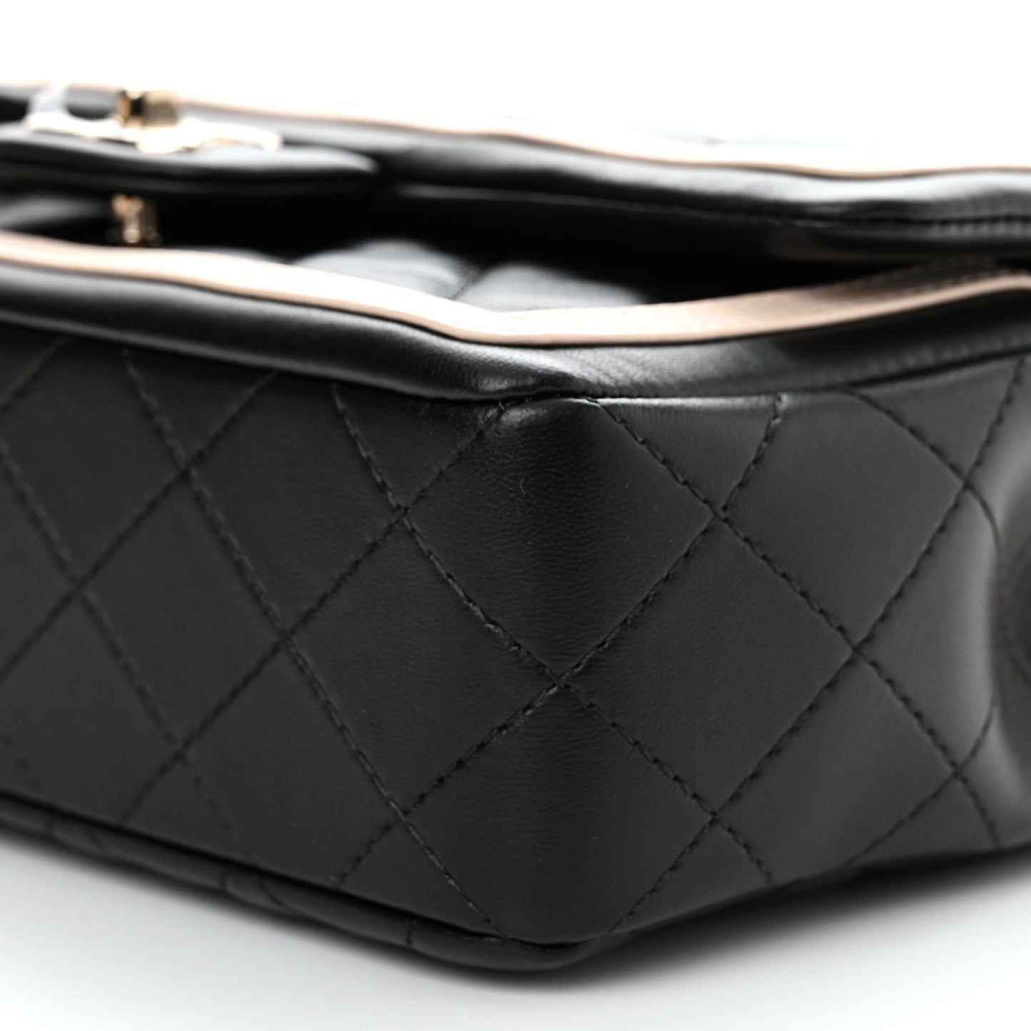 Lambskin Quilted Bicolor Flap Black Beige