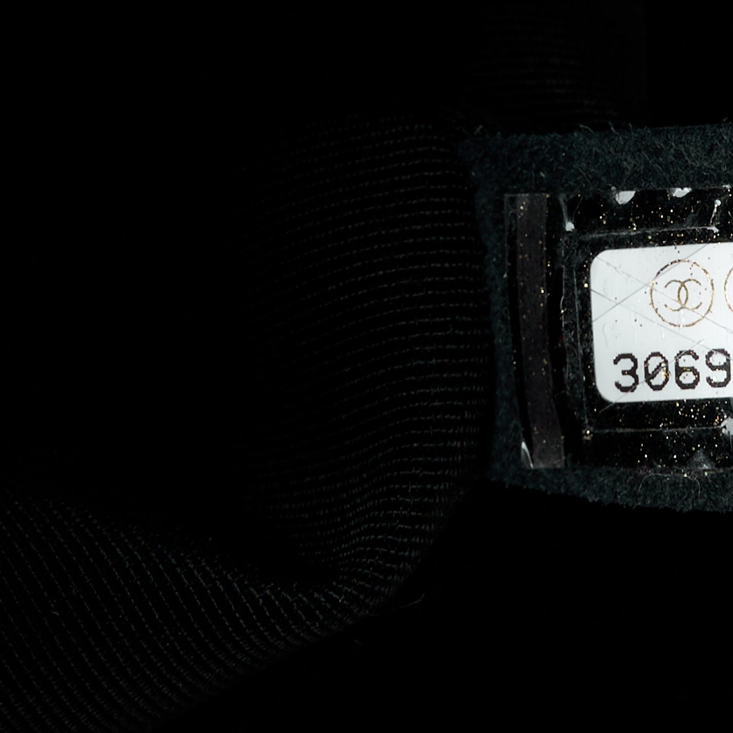 Crumpled Calfskin Medium Chain All Over Flap Black