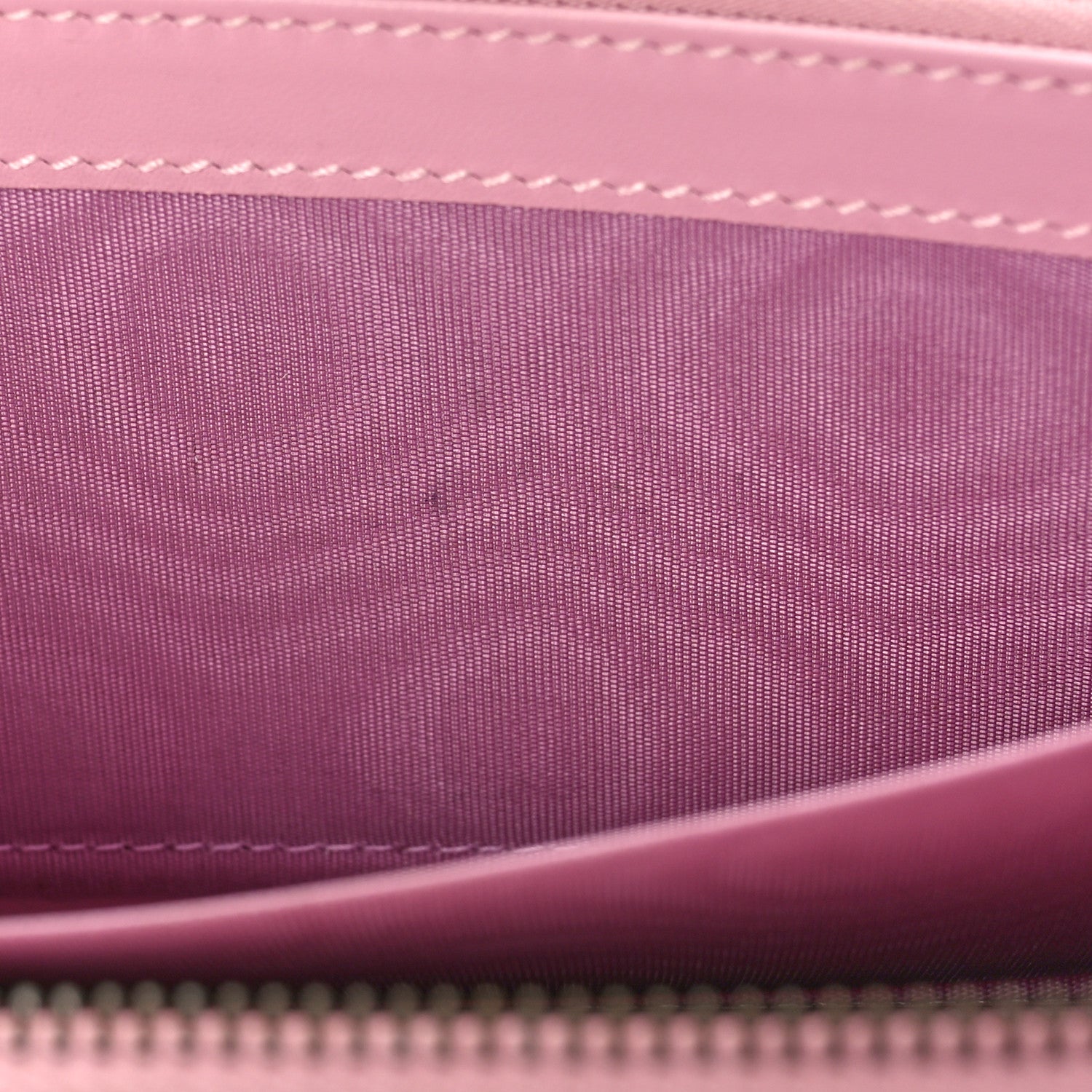 Gucci GG Supreme Monogram Strawberry Zip Around Wallet Light Pink 14 of 15