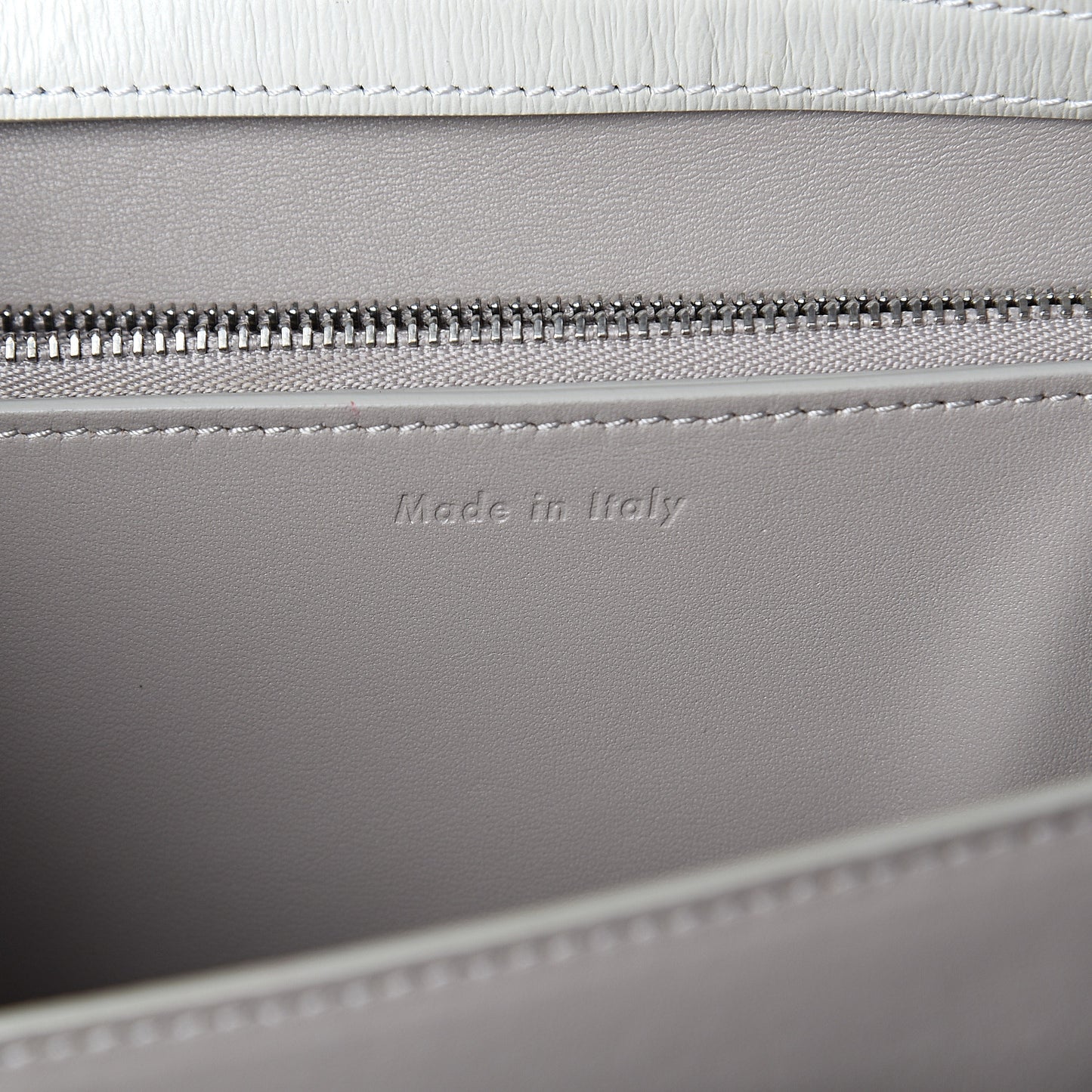 Liege Calfskin Medium Classic Box Flap Bag White