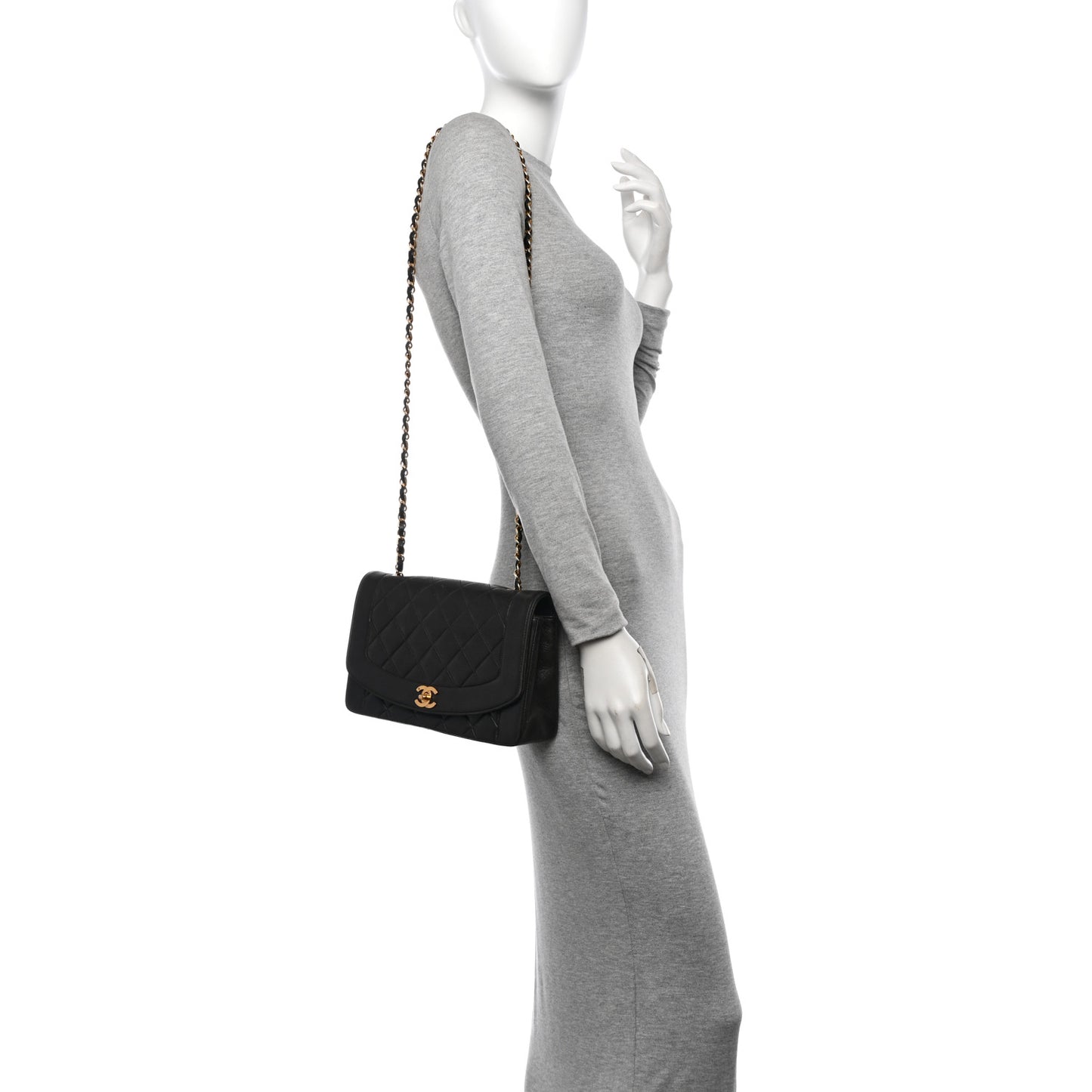 Lambskin Medium Single Flap Black