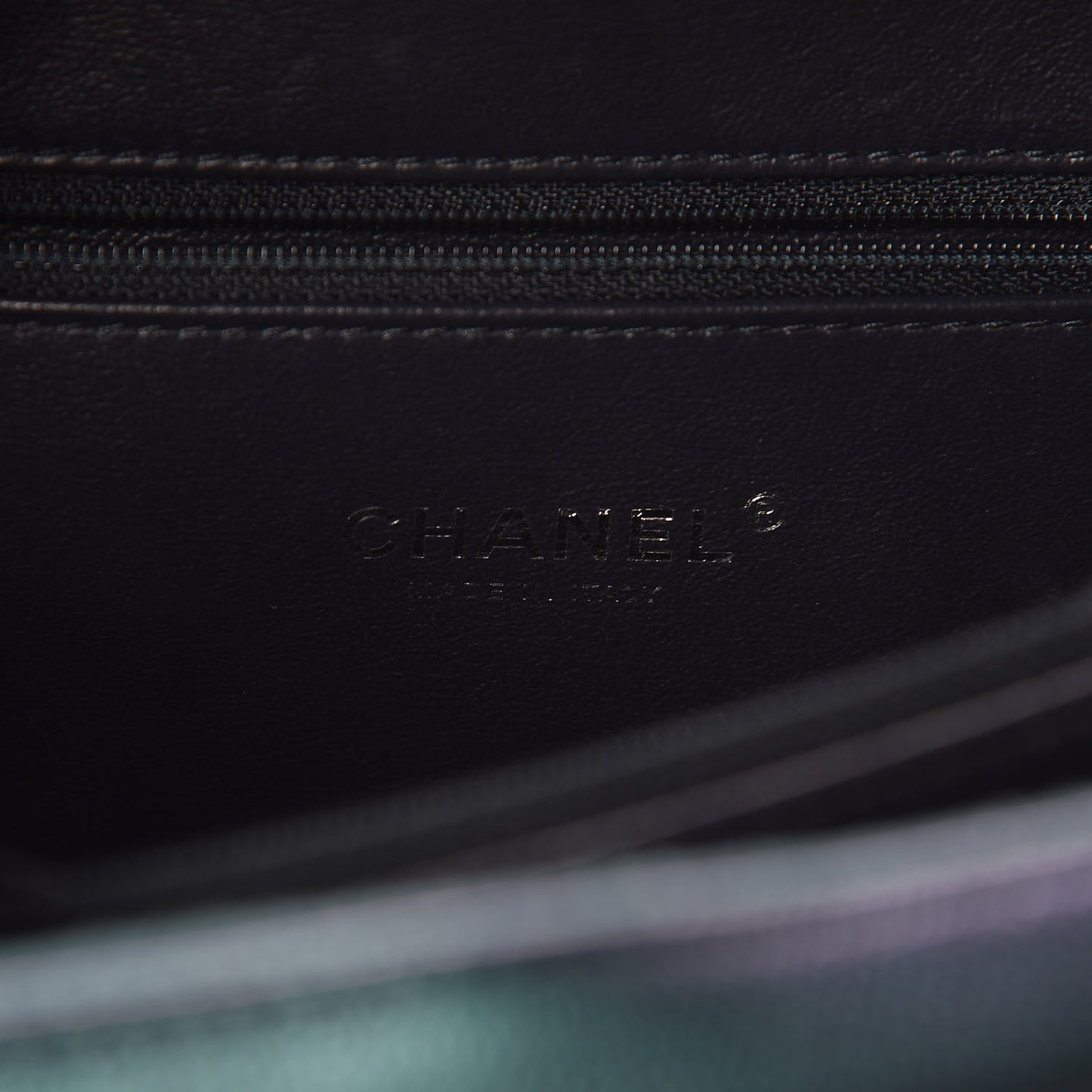 Iridescent Caviar Quilted Medium CC Filigree Vanity Case Dark Turquoise