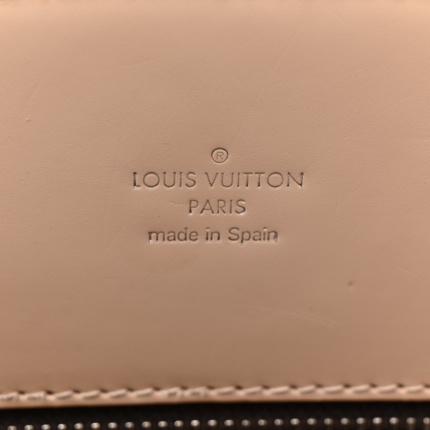Louis Vuitton Epi Phenix MM Dune 6 of 21