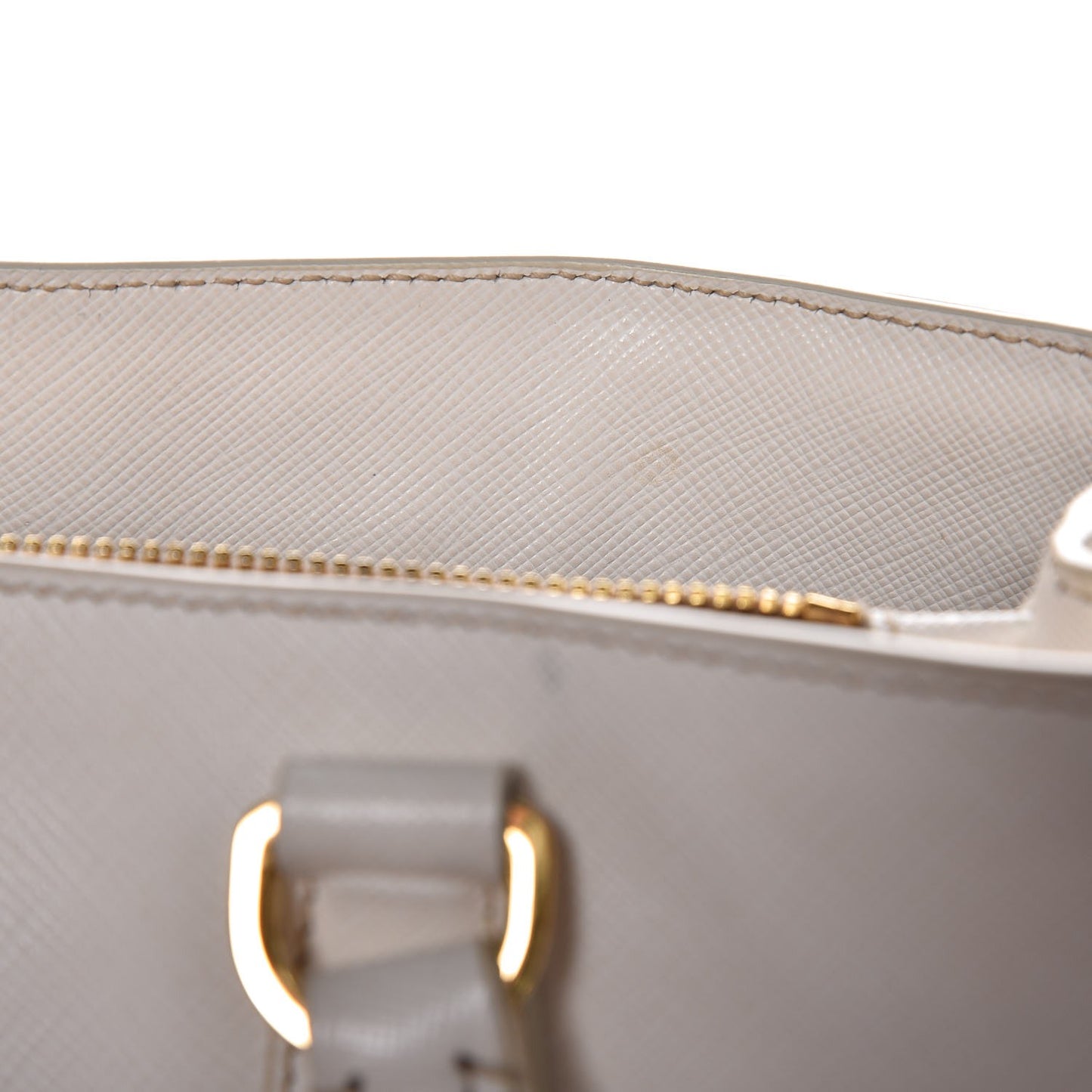 Saffiano Lux Medium Tote Talco