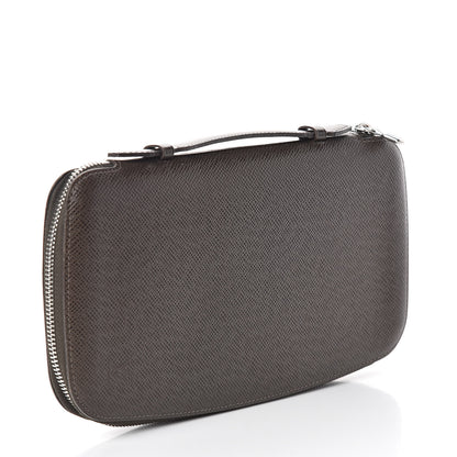 Louis Vuitton Taiga Atoll Travel Organizer Grizzli 3 of 6