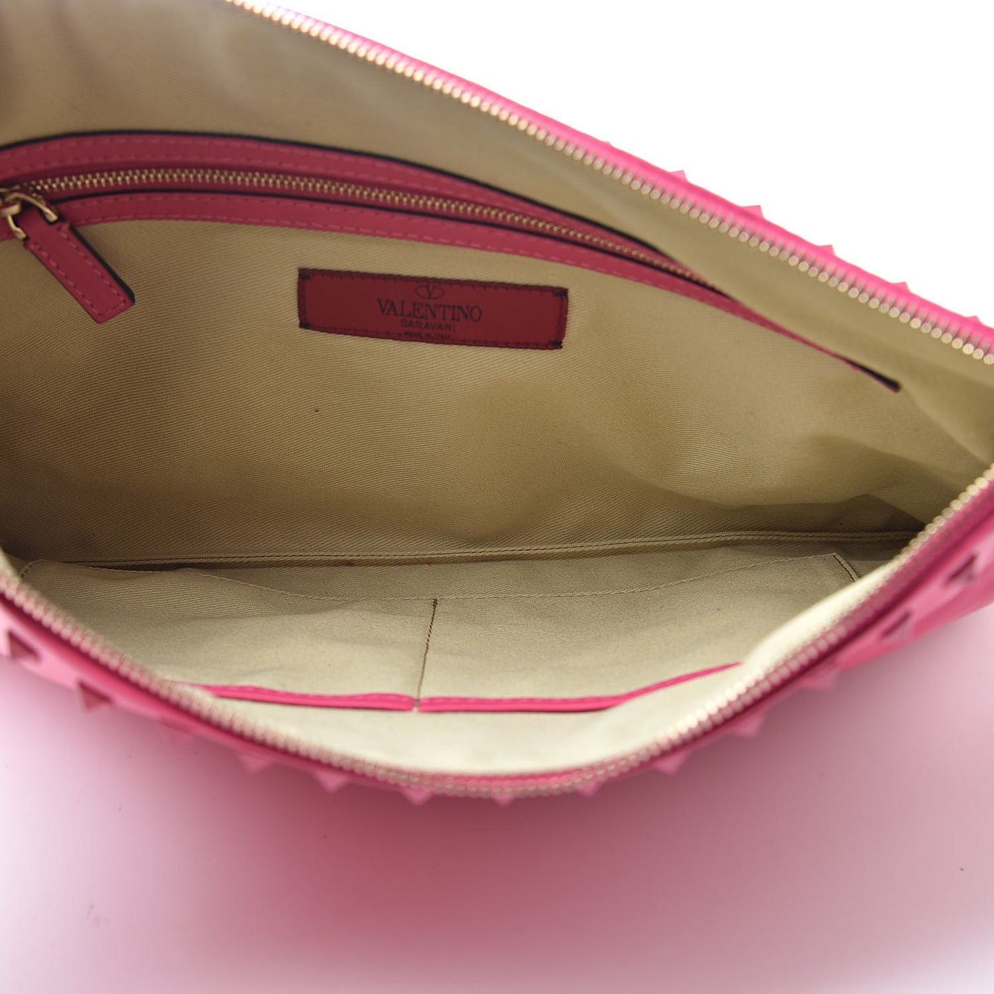 Vitello Monochrome Large Rockstud Zip Wristlet Pouch Pop Fuxia