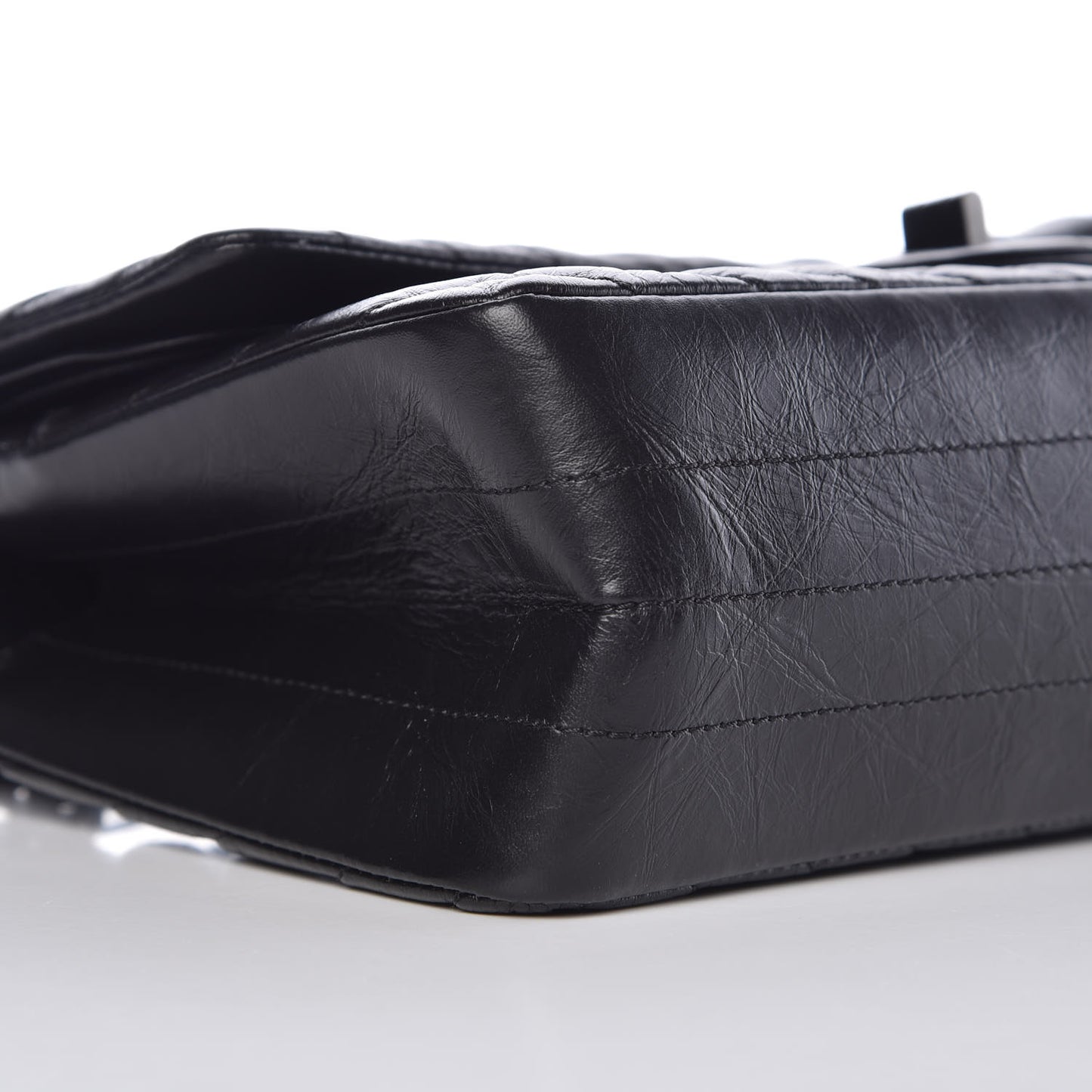 Aged Calfskin Chevron Quilted 2.55 Reissue 225 Flap So Black