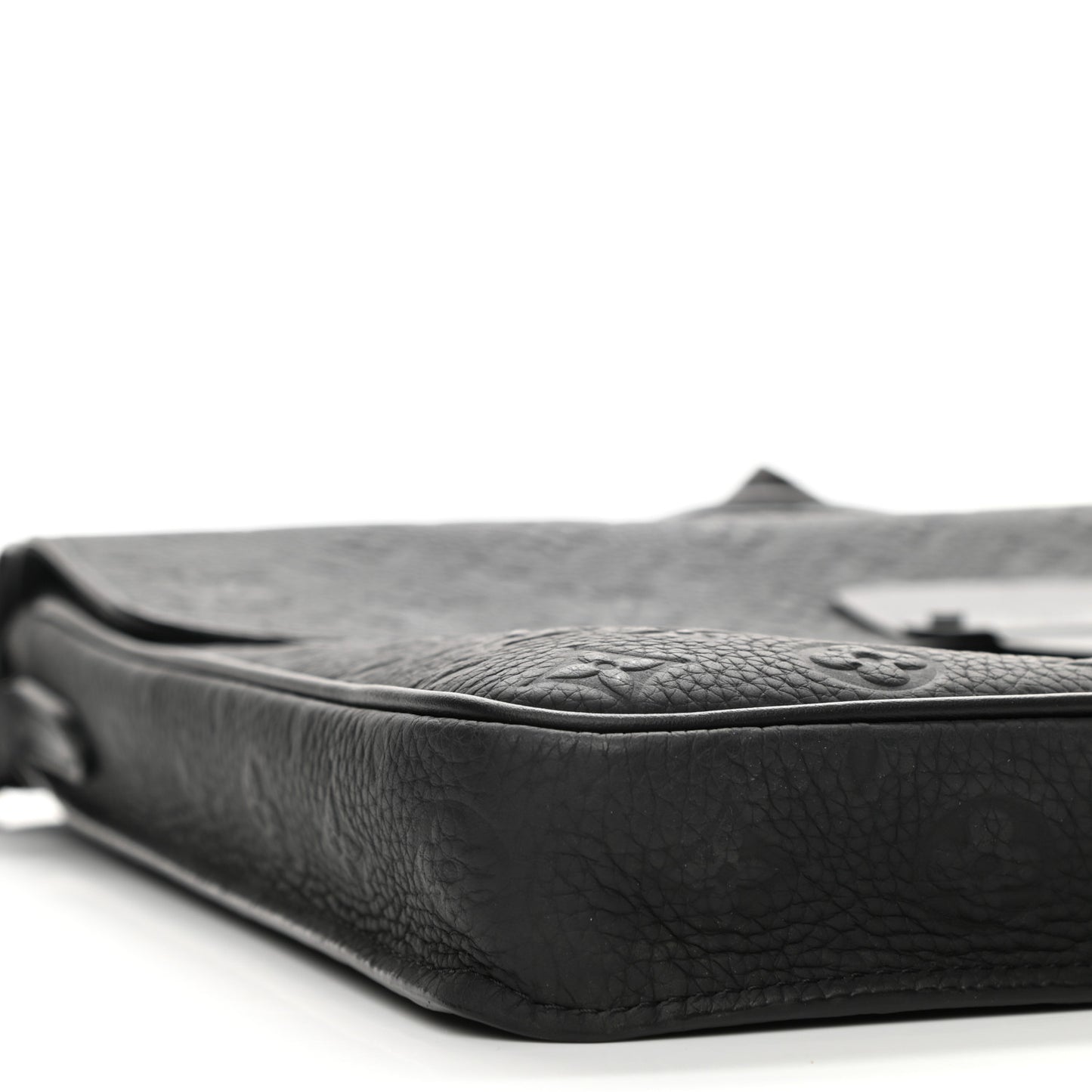 Taurillon Monogram S Lock Briefcase Black