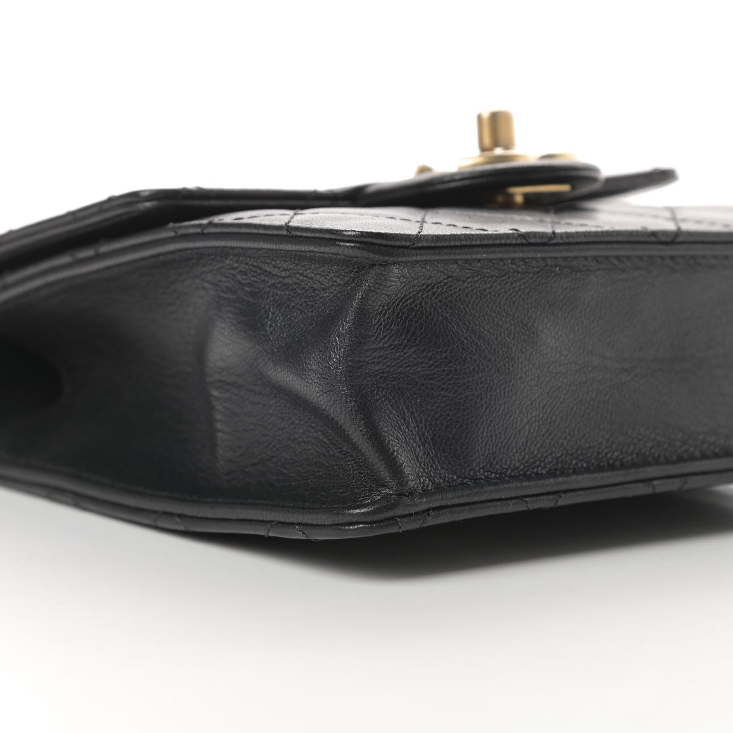 Goatskin Quilted Chic Pearls Flap Black