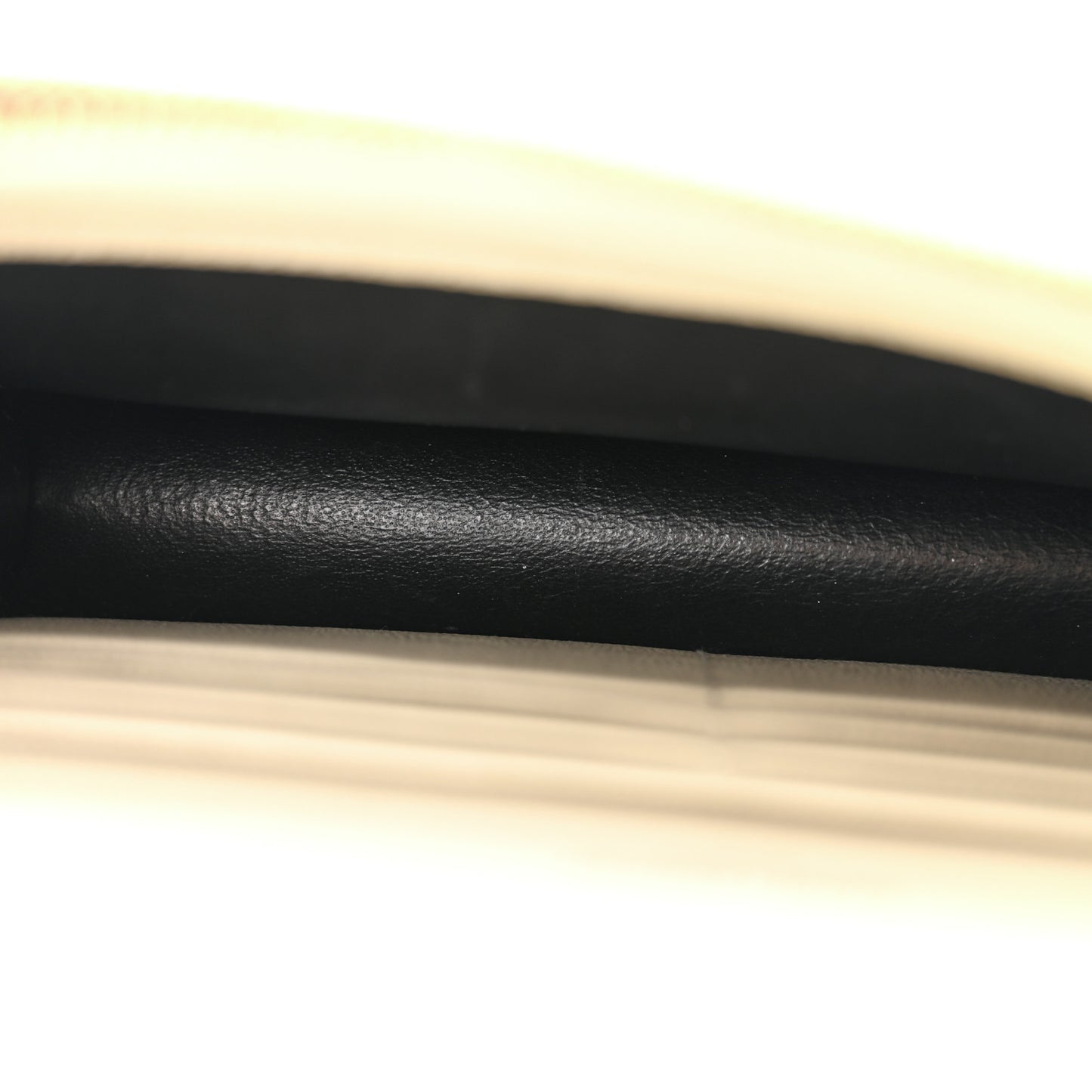 Grain De Poudre Matelasse Chevron Cassandre Envelope Chain Wallet Nude Powder