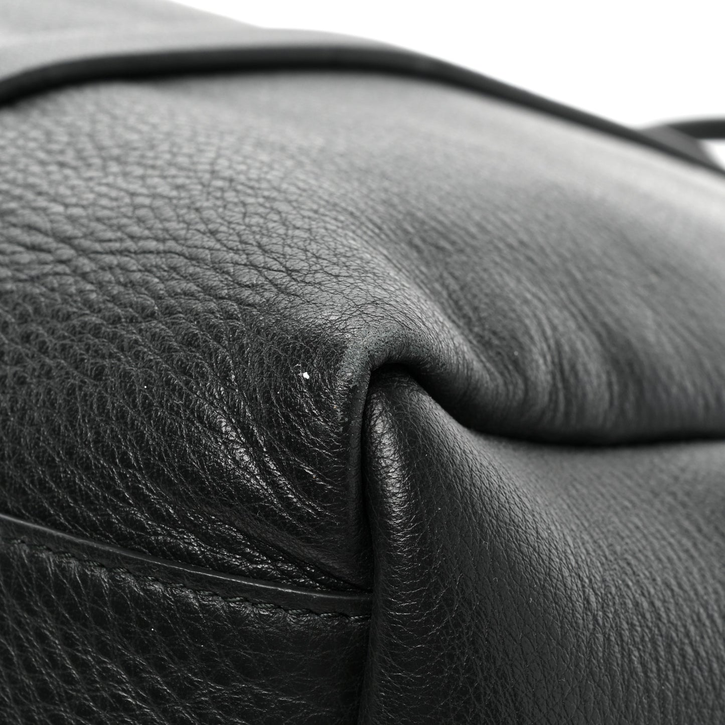 Pebbled Calfskin Large Everyday Tote Black