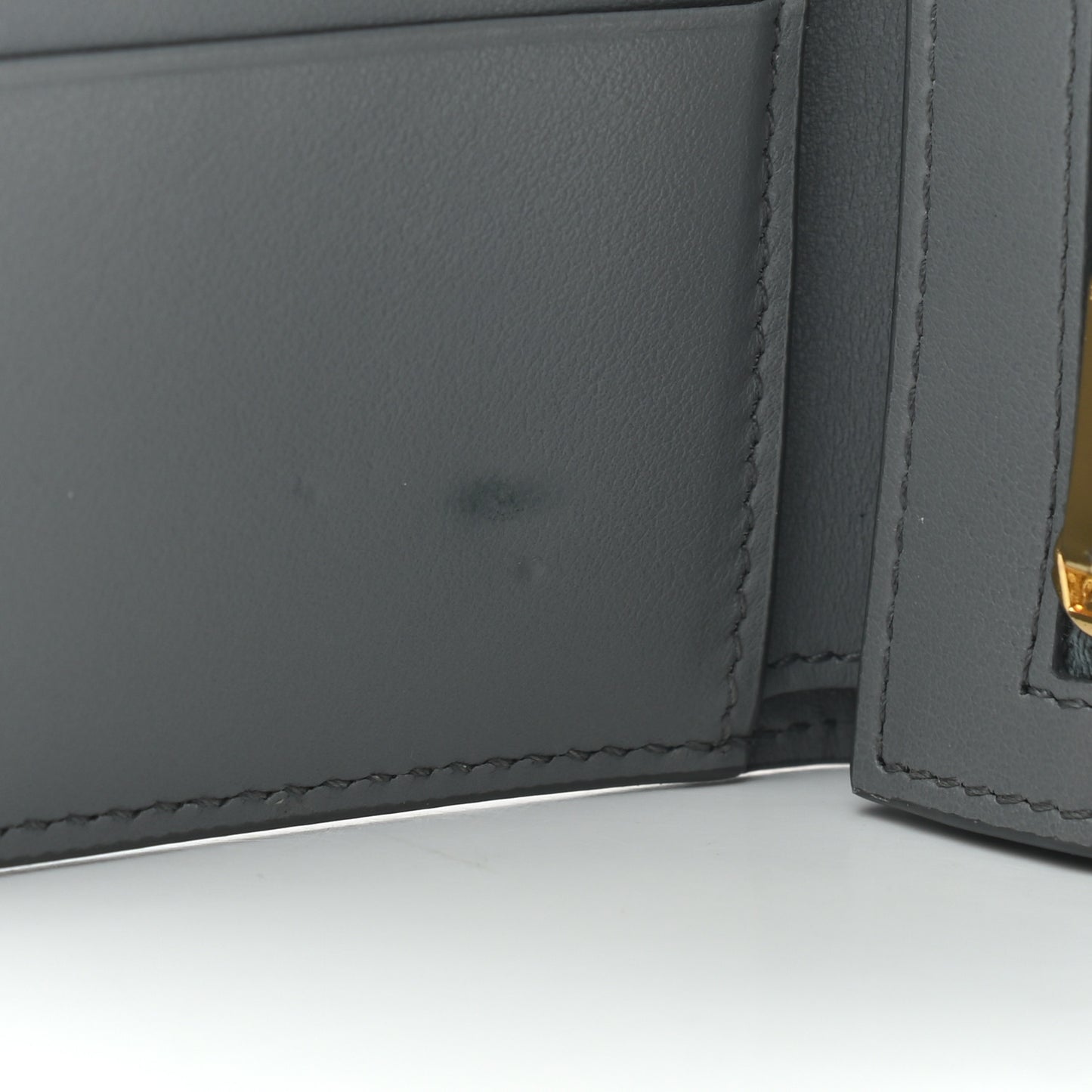 Grained Calfskin Medium Multifunction Strap Wallet Grey