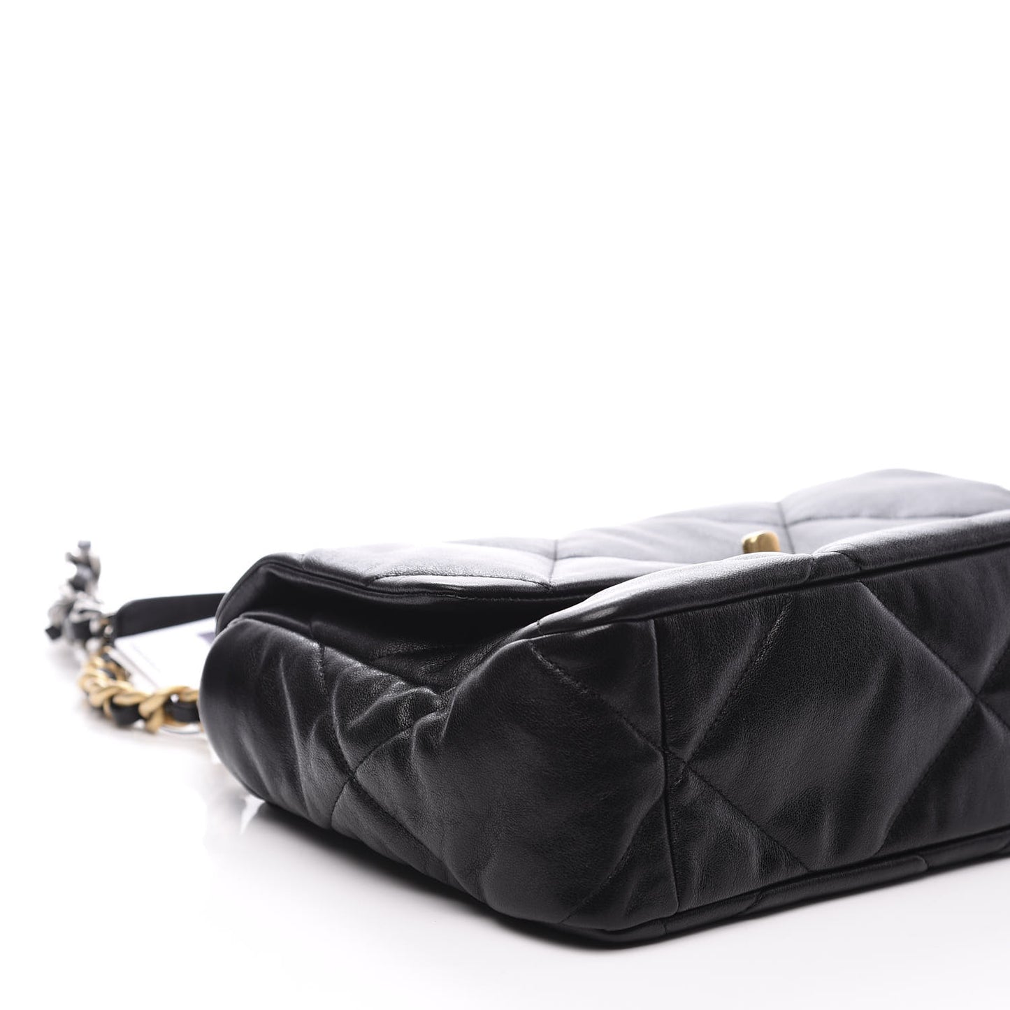 Goatskin Quilted Large 19 Flap Black