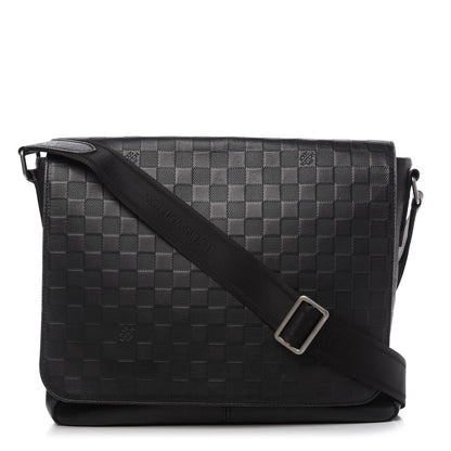 Louis Vuitton Damier Infini District MM Onyx 1 of 13