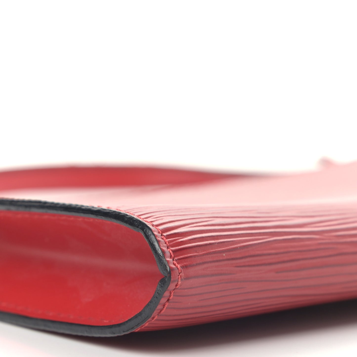 Epi Pochette Accessories 24 Rouge