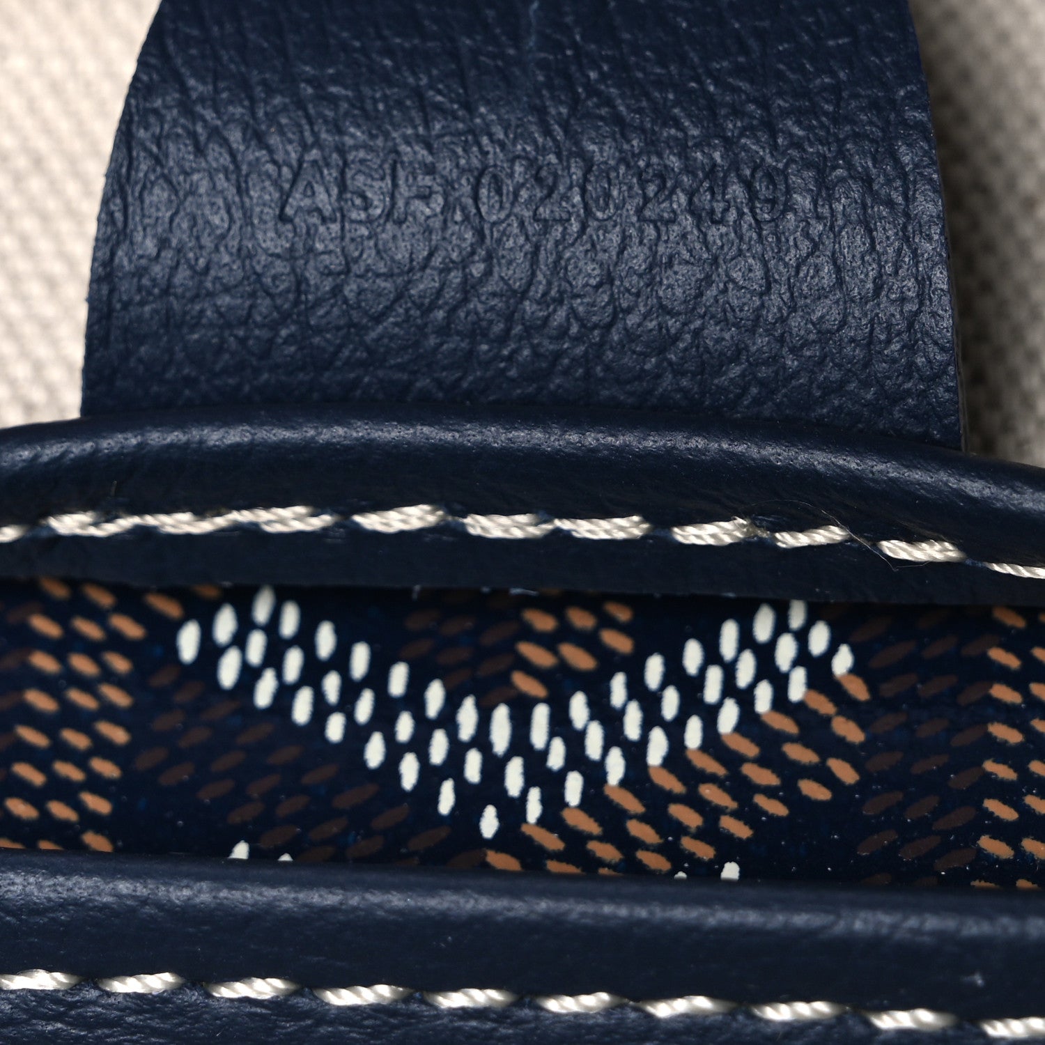 Goyard Goyardine Artois MM Navy 7 of 10