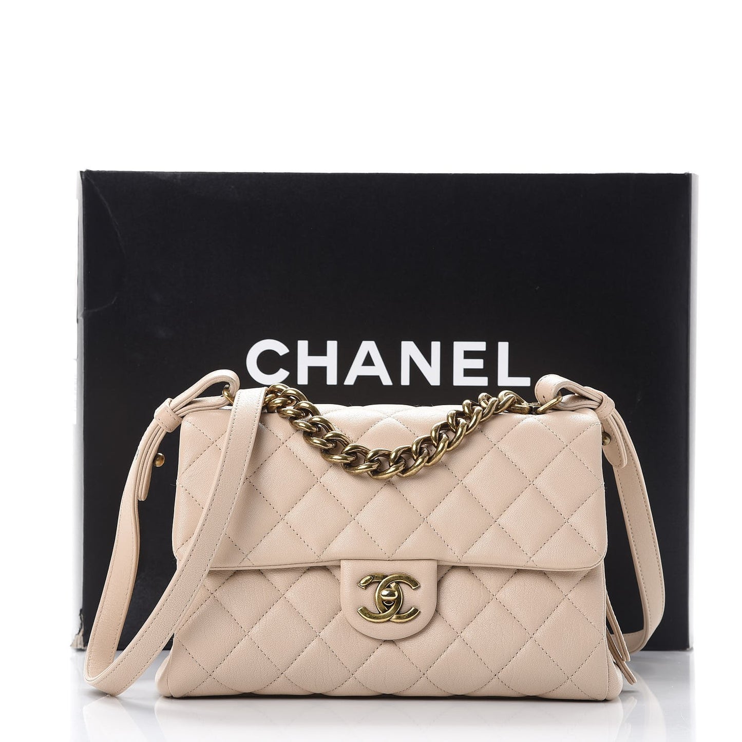 Shiny Sheepskin Quilted Small Trapezio Flap Beige