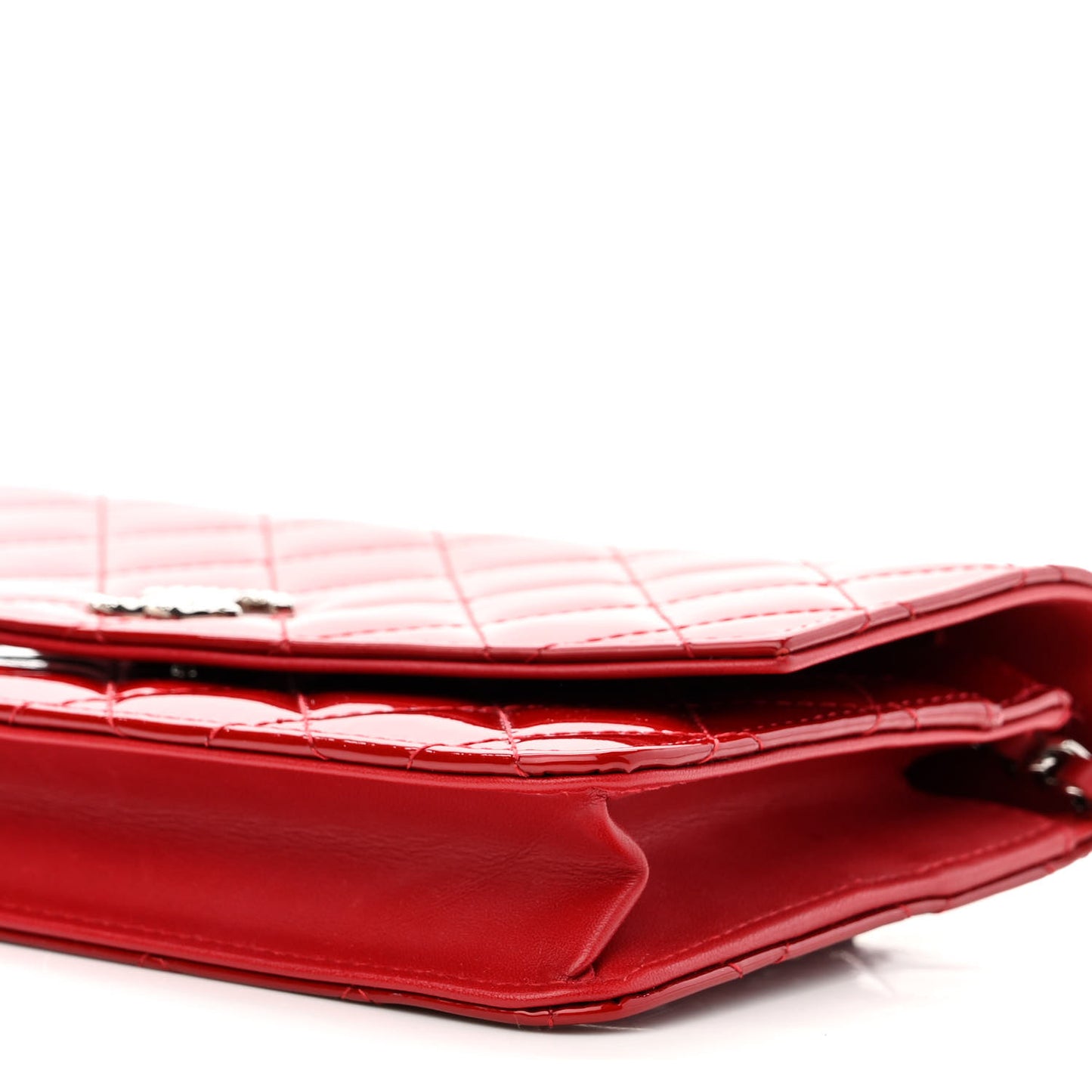 Patent Quilted Brilliant Wallet On Chain WOC Red