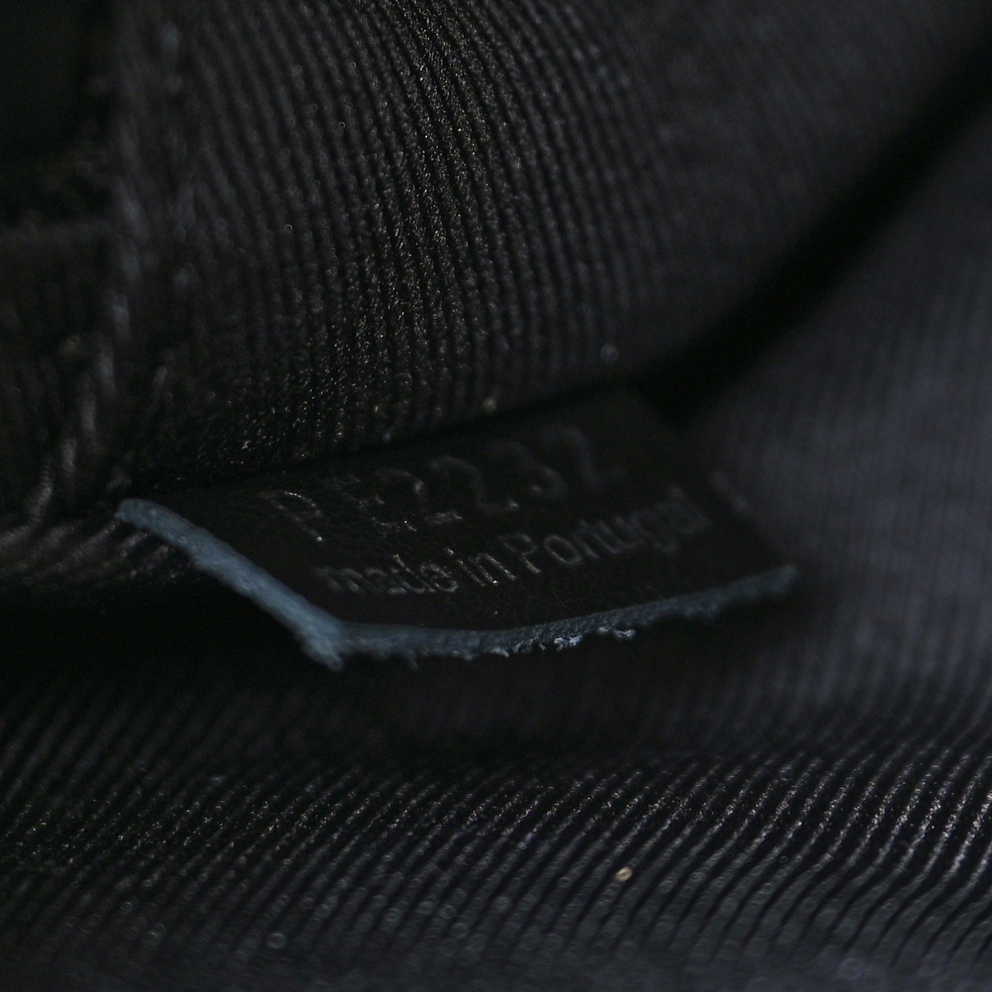 Taurillon Monogram Uniformes Solar Ray Soft Pochette Volga Belt Bag Black