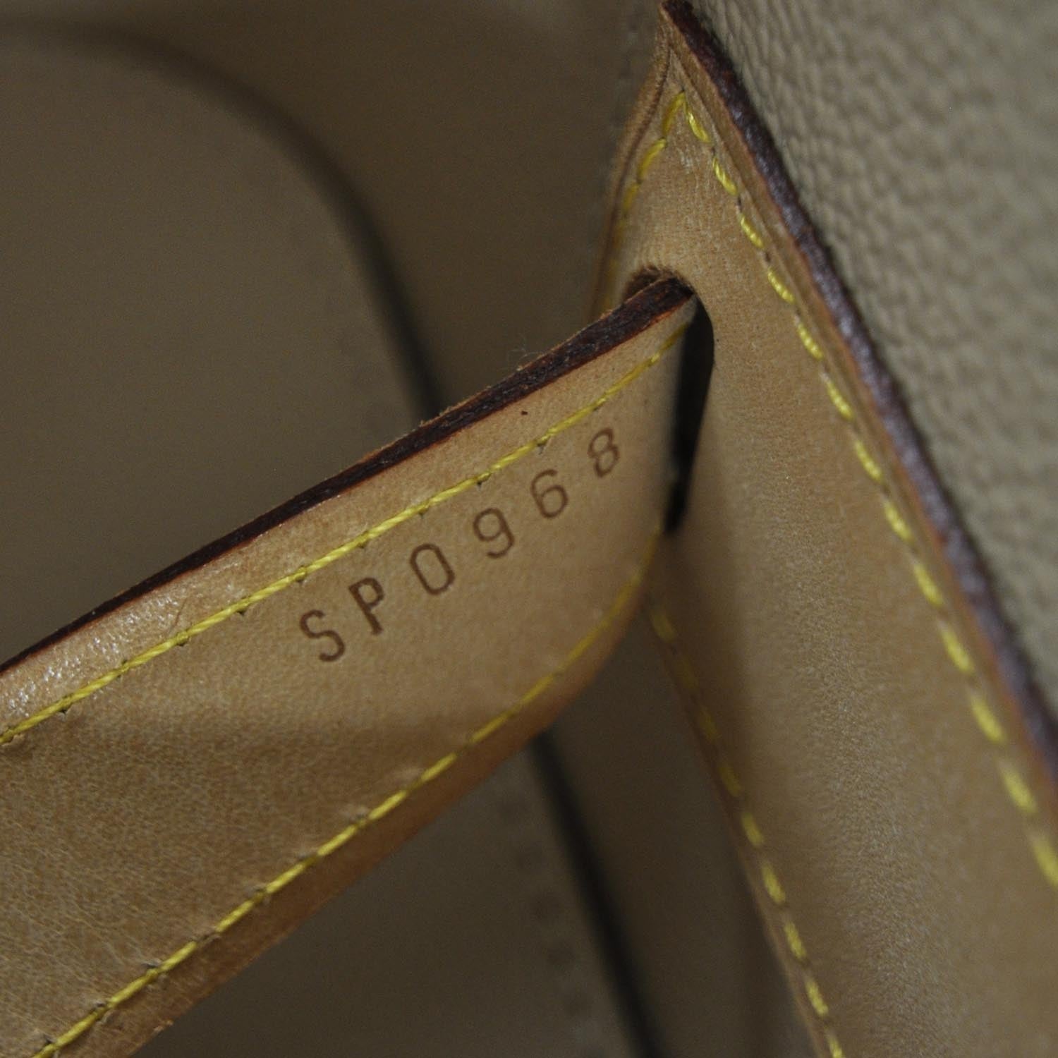 Louis Vuitton Monogram Nice 9 of 9