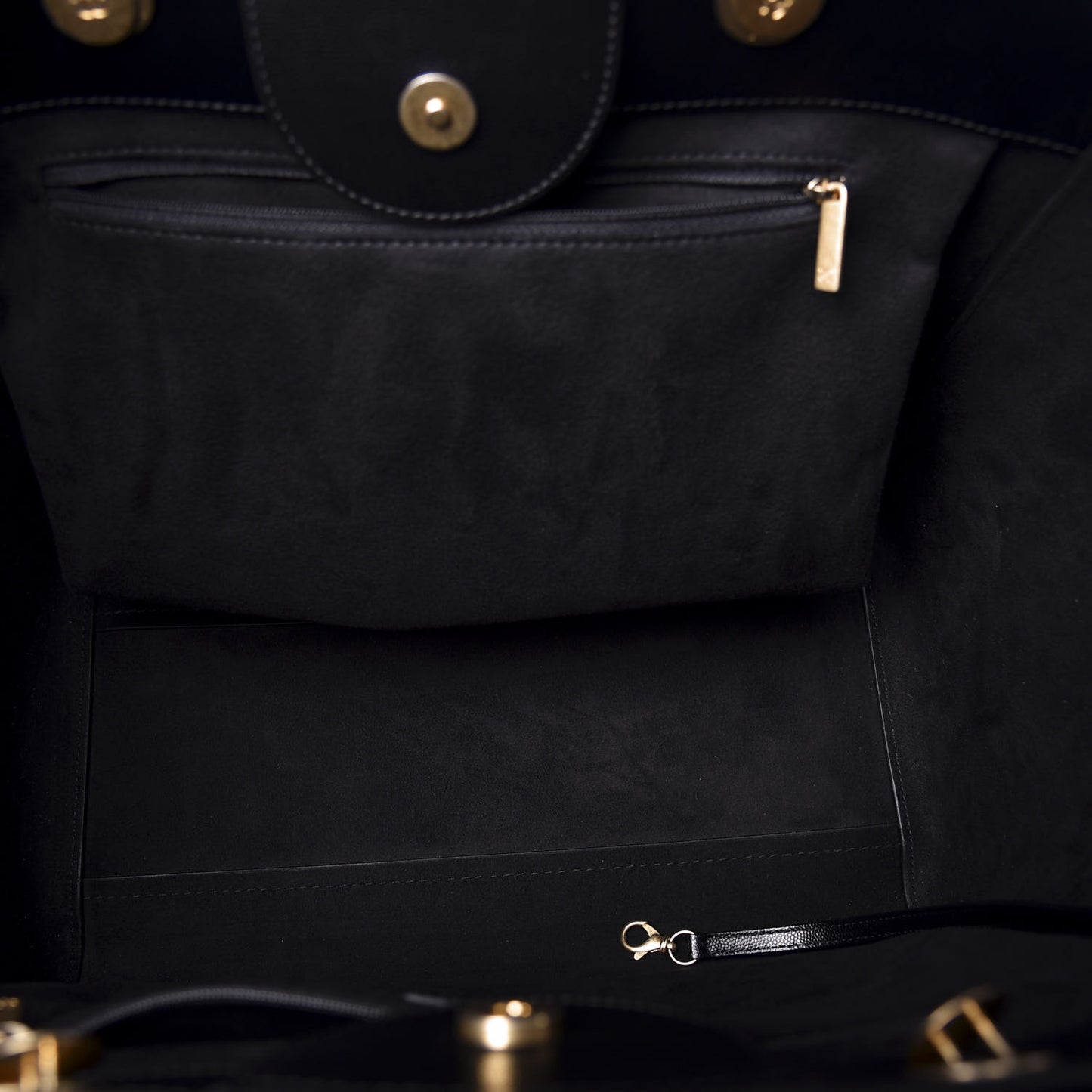 Caviar Medium Studded Deauville Tote Black