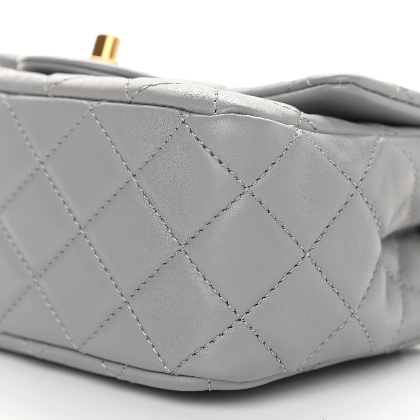 Lambskin Quilted Mini Pearl Crush Flap Light Grey