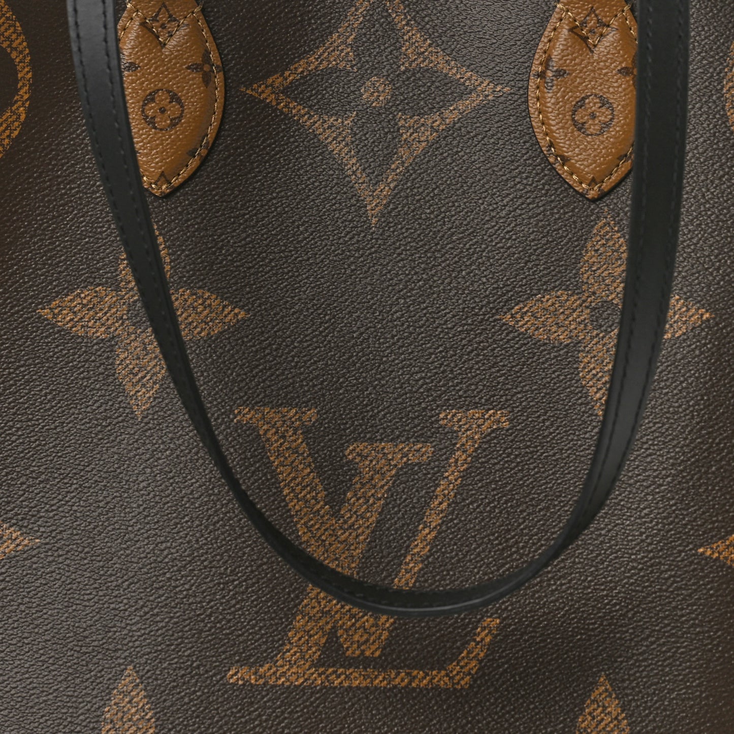 Reverse Monogram Giant Onthego GM