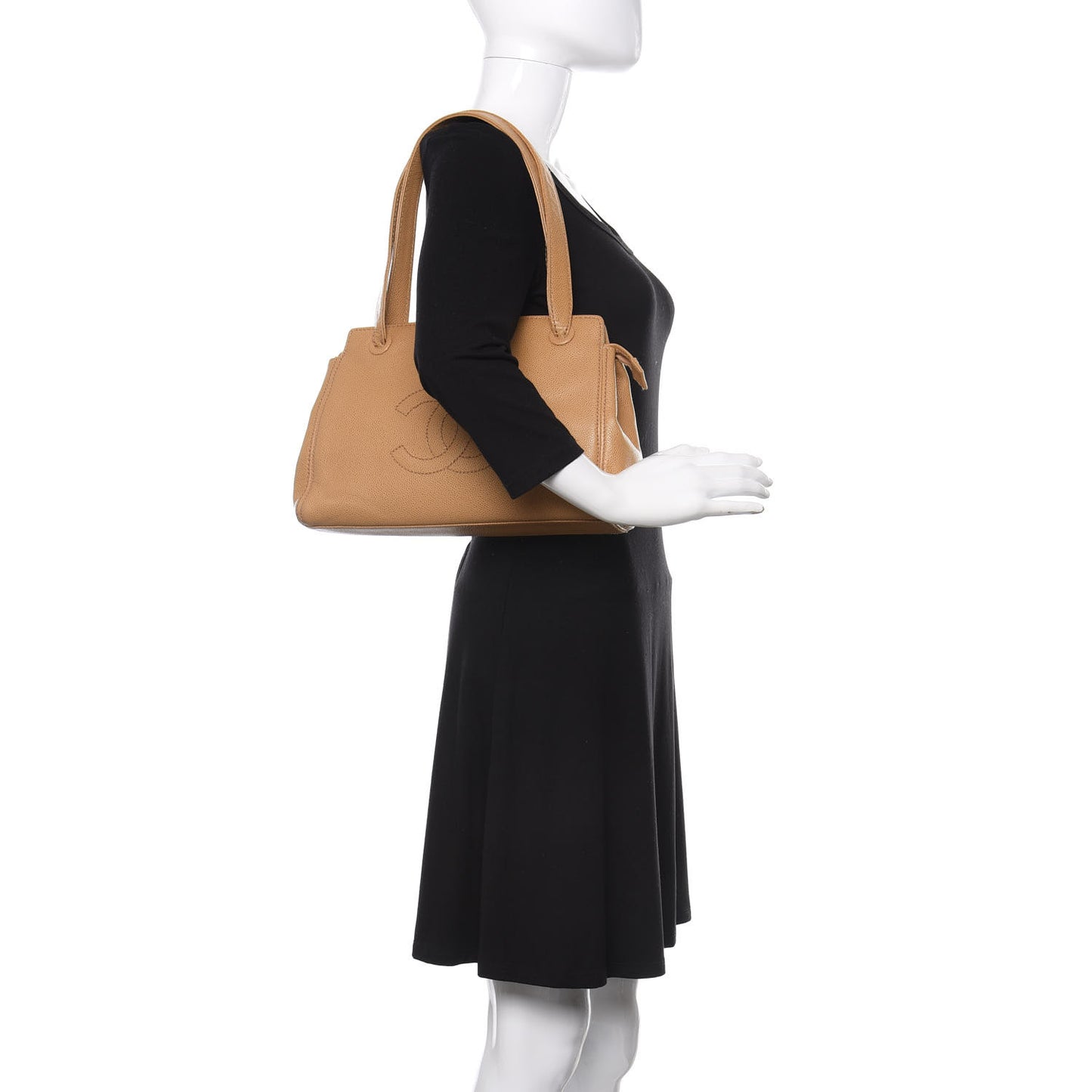 Caviar CC Shoulder Bag Beige