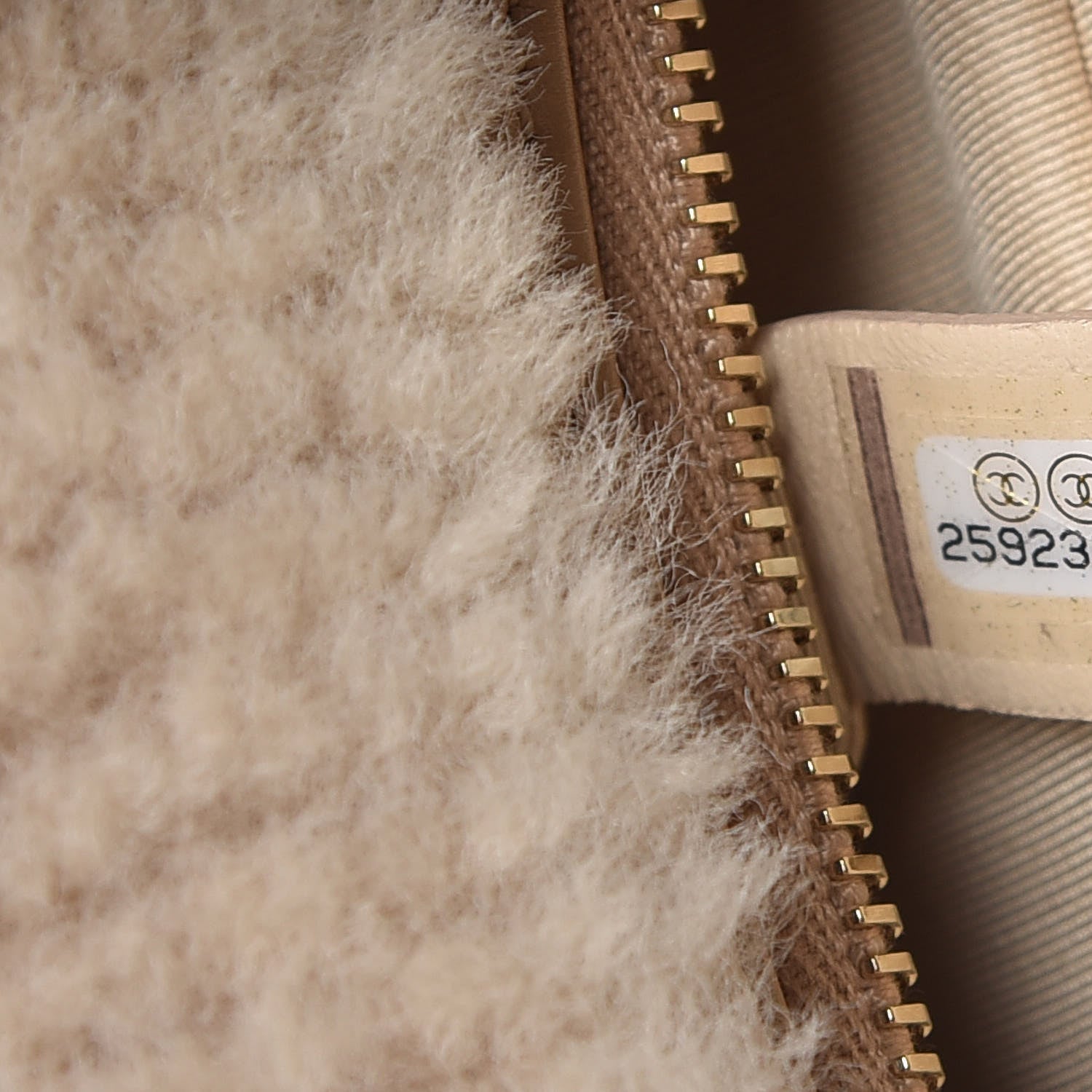 Chanel Shearling Small Gabrielle Hobo Dark Beige 7 of 9