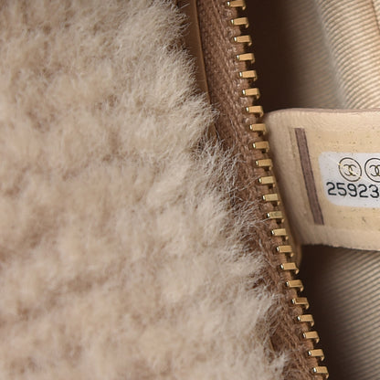 Chanel Shearling Small Gabrielle Hobo Dark Beige 7 of 9